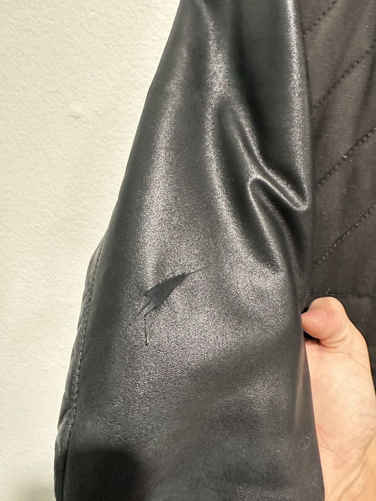 Dior × Hedi Slimane AW04 VOTC Leather Quilted Biker Jacket Size US M / EU 48-50 / 2 - 5 Thumbnail