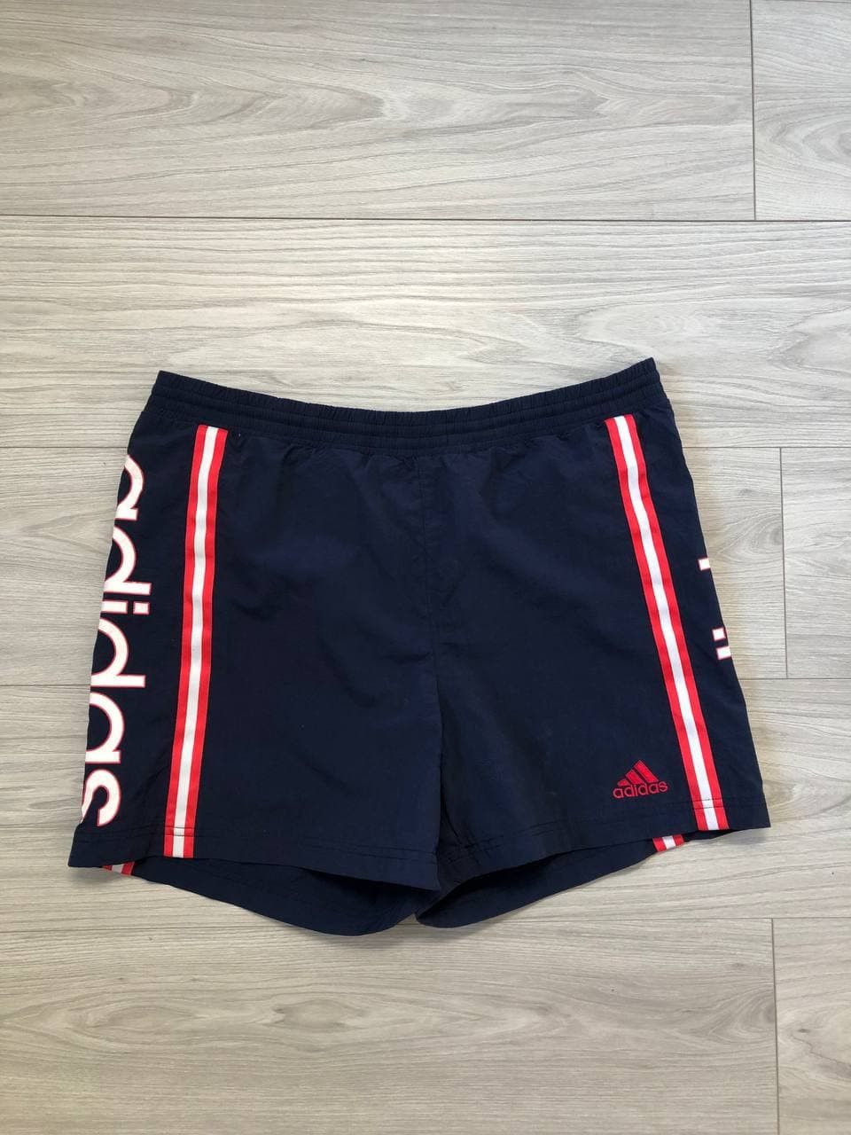 Other Adidas Vintage Shorts 90s big logo Size US 32 / EU 48 - 1 Thumbnail