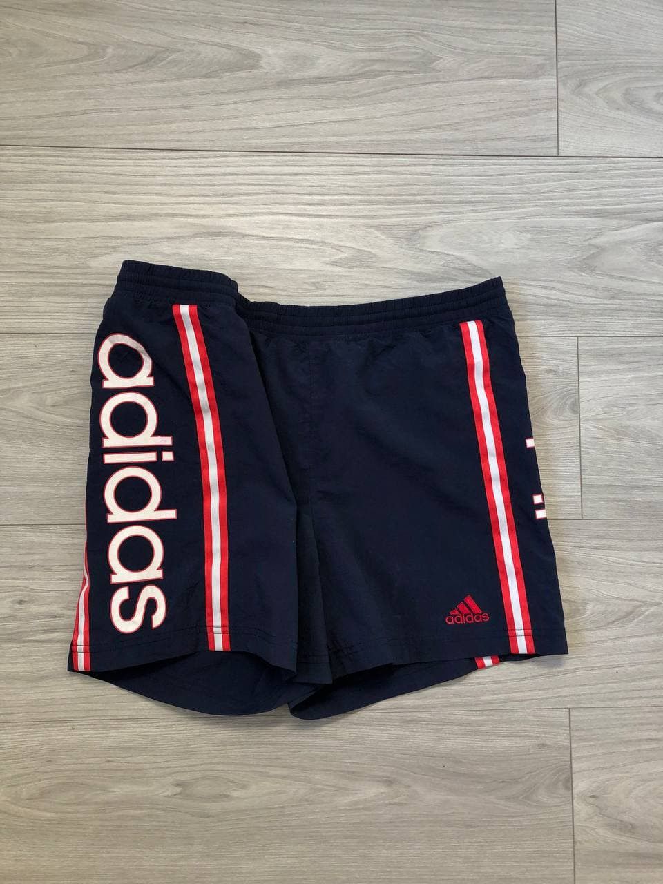 Other Adidas Vintage Shorts 90s big logo Size US 32 / EU 48 - 2 Thumbnail