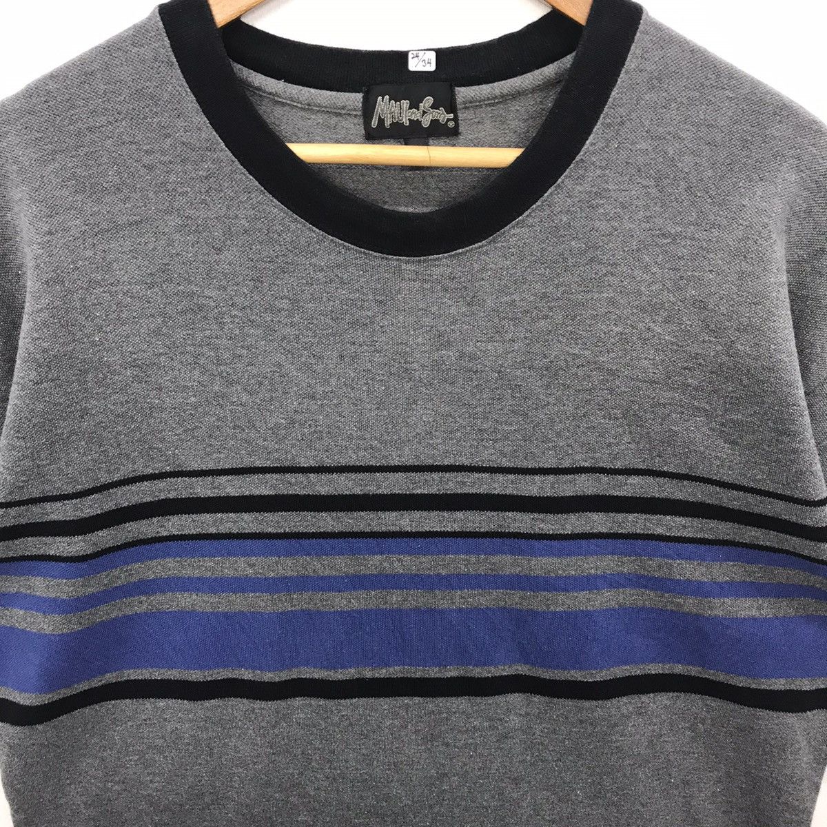 Maui and Sons *Rare!! Maui And Sons Surfing Tee Size US XXL / EU 58 / 5 - 8 Thumbnail