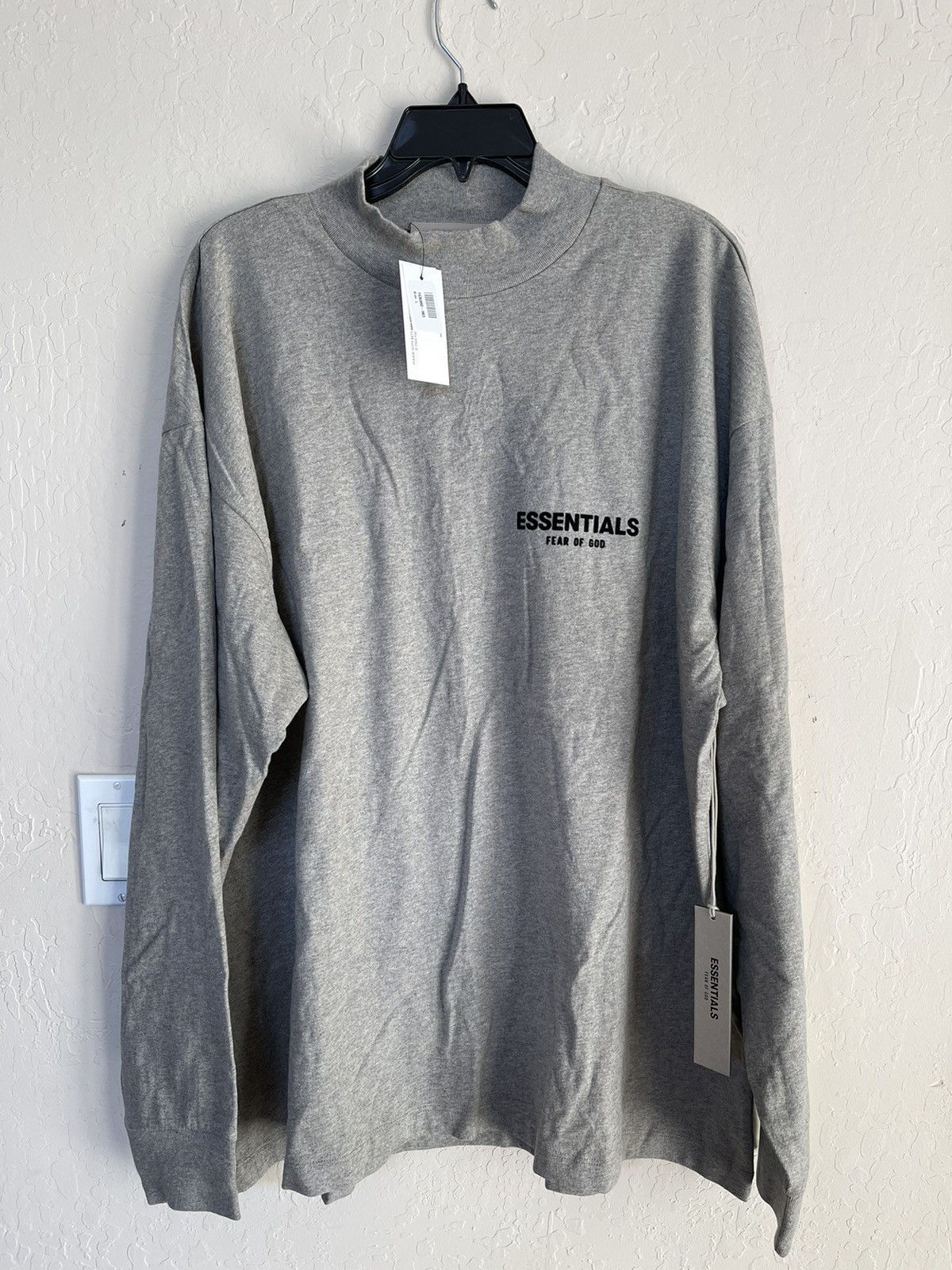 Fear of God Essentials Fear Of God Dark Oatmeal Long Sleeve T-Shirt Sz S Size US S / EU 44-46 / 1 - 2 Thumbnail