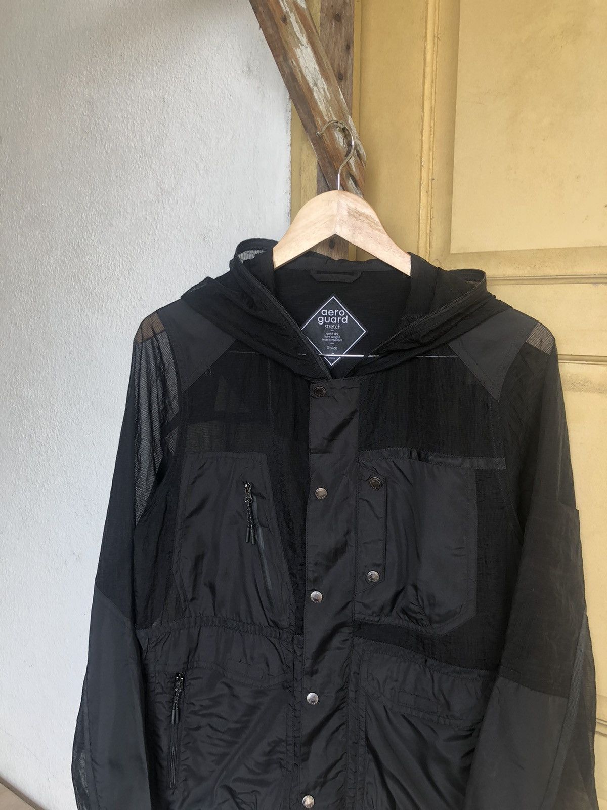 Japanese Brand 🥷🏿 Aero Guard Ninja Style Full Zip Multipocket Windbreaker Size US S / EU 44-46 / 1 - 2 Thumbnail