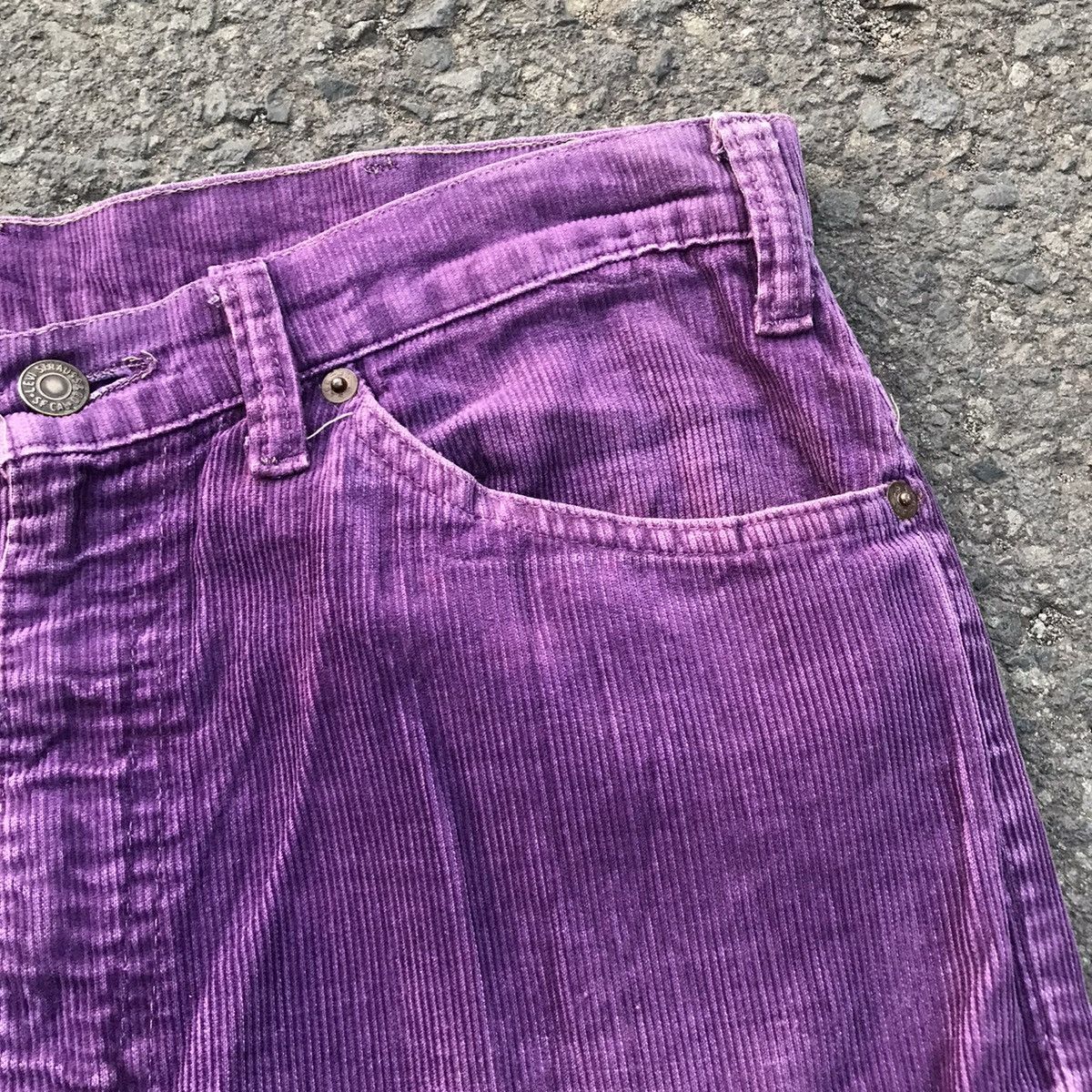 Levi's × Levi's Vintage Clothing × Vintage 💜 70/80s VINTAGE LEVIS 517 PURPLE FLARED CORDUROY PANTS 💜 Size US 32 / EU 48 - 8 Thumbnail