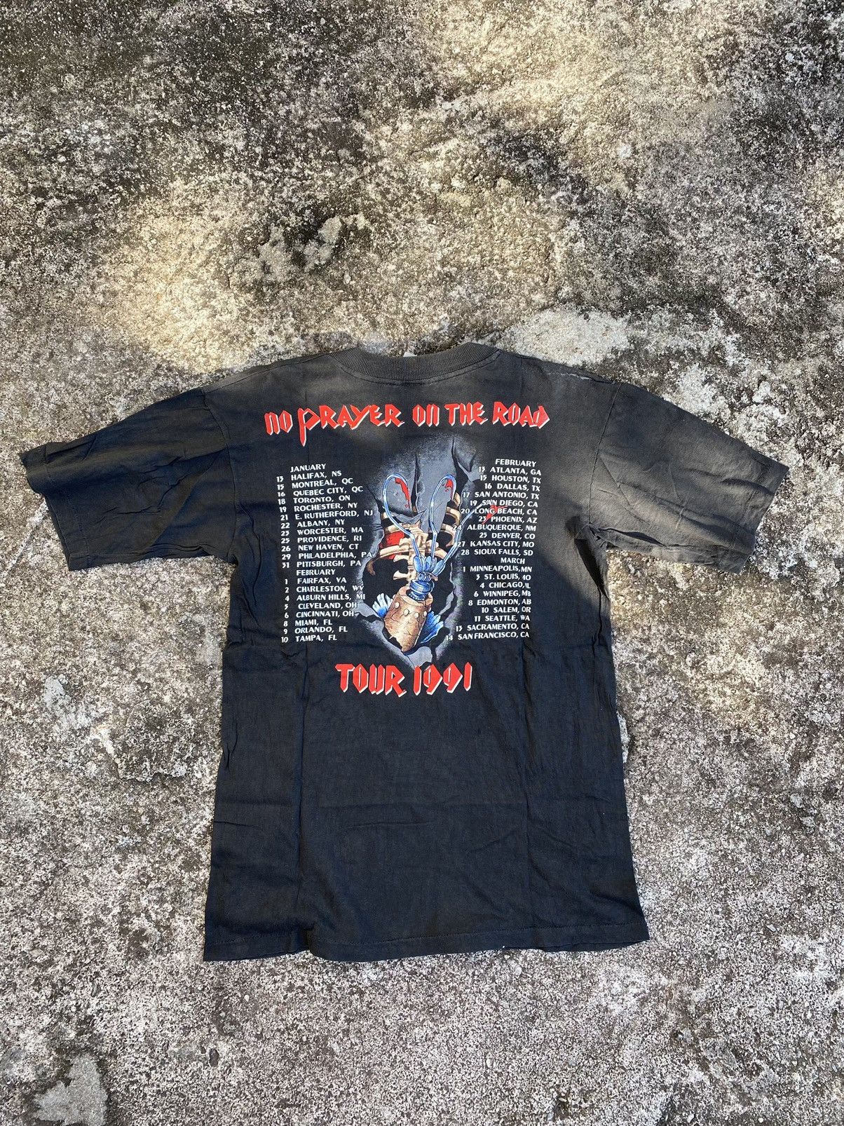 Band Tees Vintage 1991 Iron Maiden Tour tshirt Size US M / EU 48-50 / 2 - 8 Thumbnail