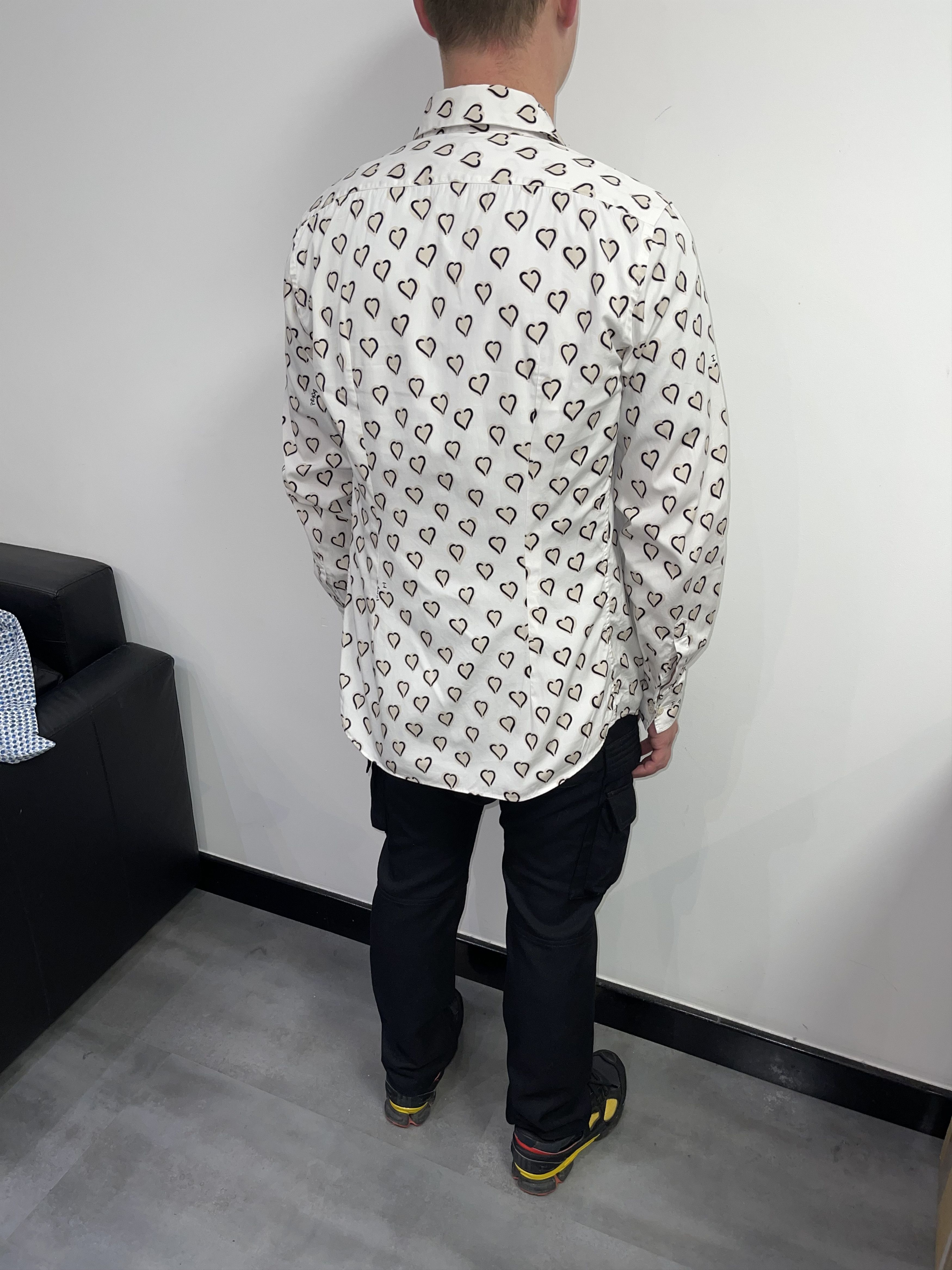 Prada AW06 Archive Prada "I Love Prada" All Over Heart Logo Shirt Size US L / EU 52-54 / 3 - 9 Thumbnail