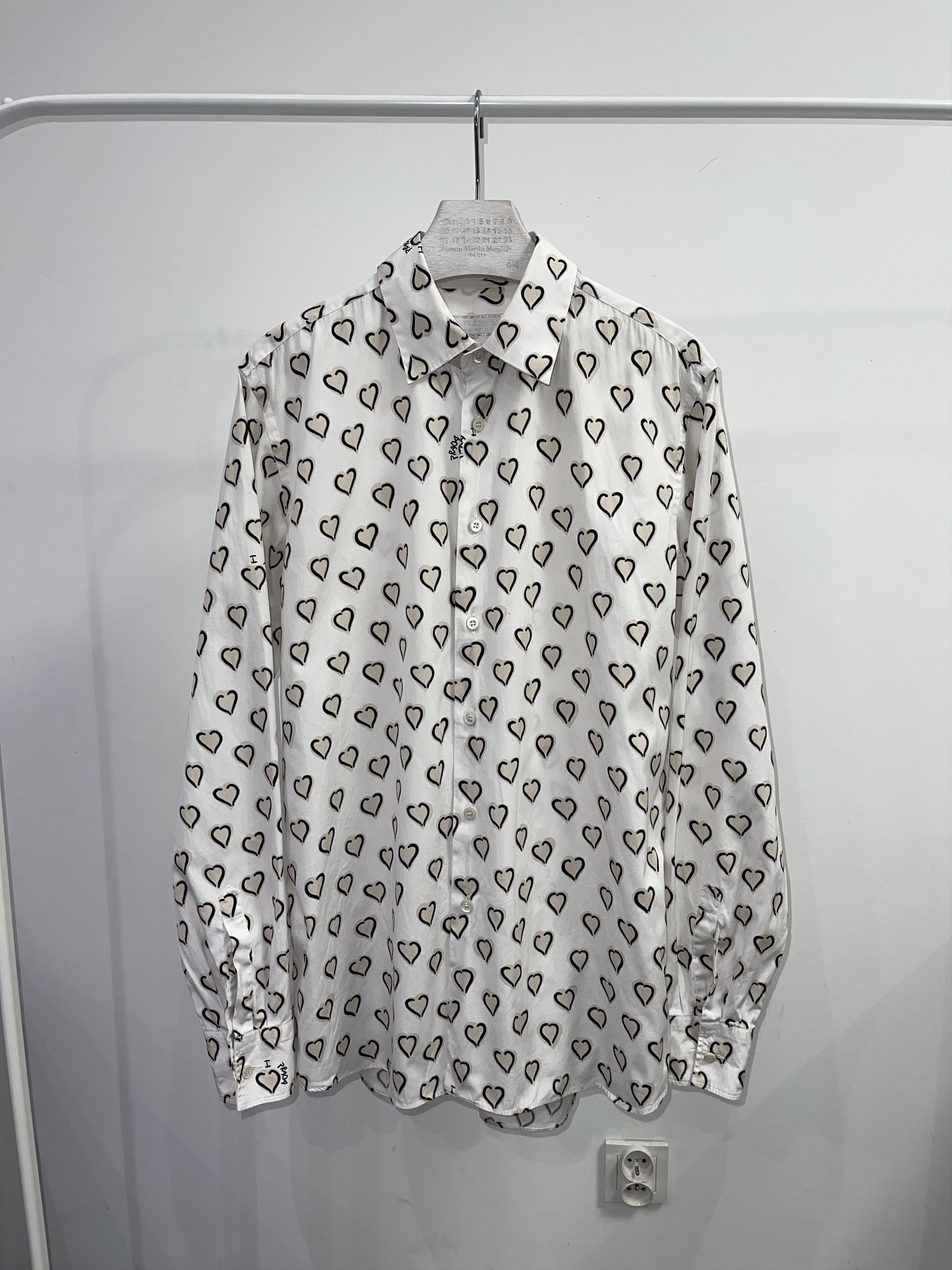 Prada AW06 Archive Prada "I Love Prada" All Over Heart Logo Shirt Size US L / EU 52-54 / 3 - 2 Thumbnail