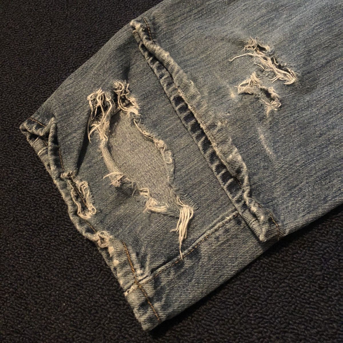 Levi's Vintage Levi’s 501 Buttonfly Washed Blue Denim Jeans 36x32 Size US 36 / EU 52 - 6 Thumbnail