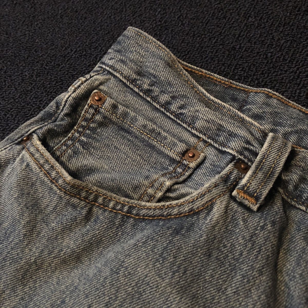 Levi's Vintage Levi’s 501 Buttonfly Washed Blue Denim Jeans 36x32 Size US 36 / EU 52 - 8 Thumbnail