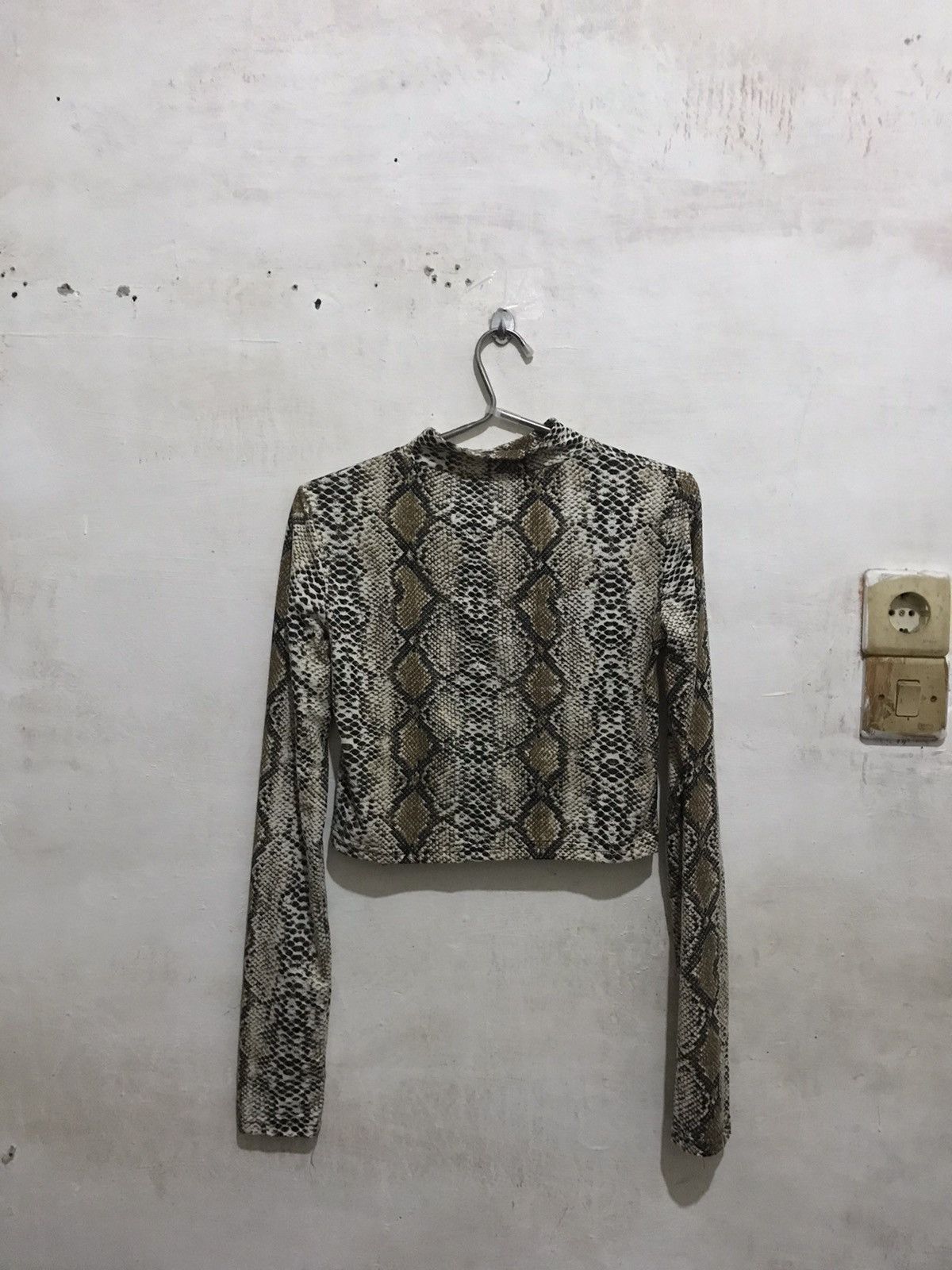 Beauty Beast × Hysteric Glamour × Seditionaries 2000s japanesebrand Snake Skin Crop top L/S Size M / US 6-8 / IT 42-44 - 8 Thumbnail