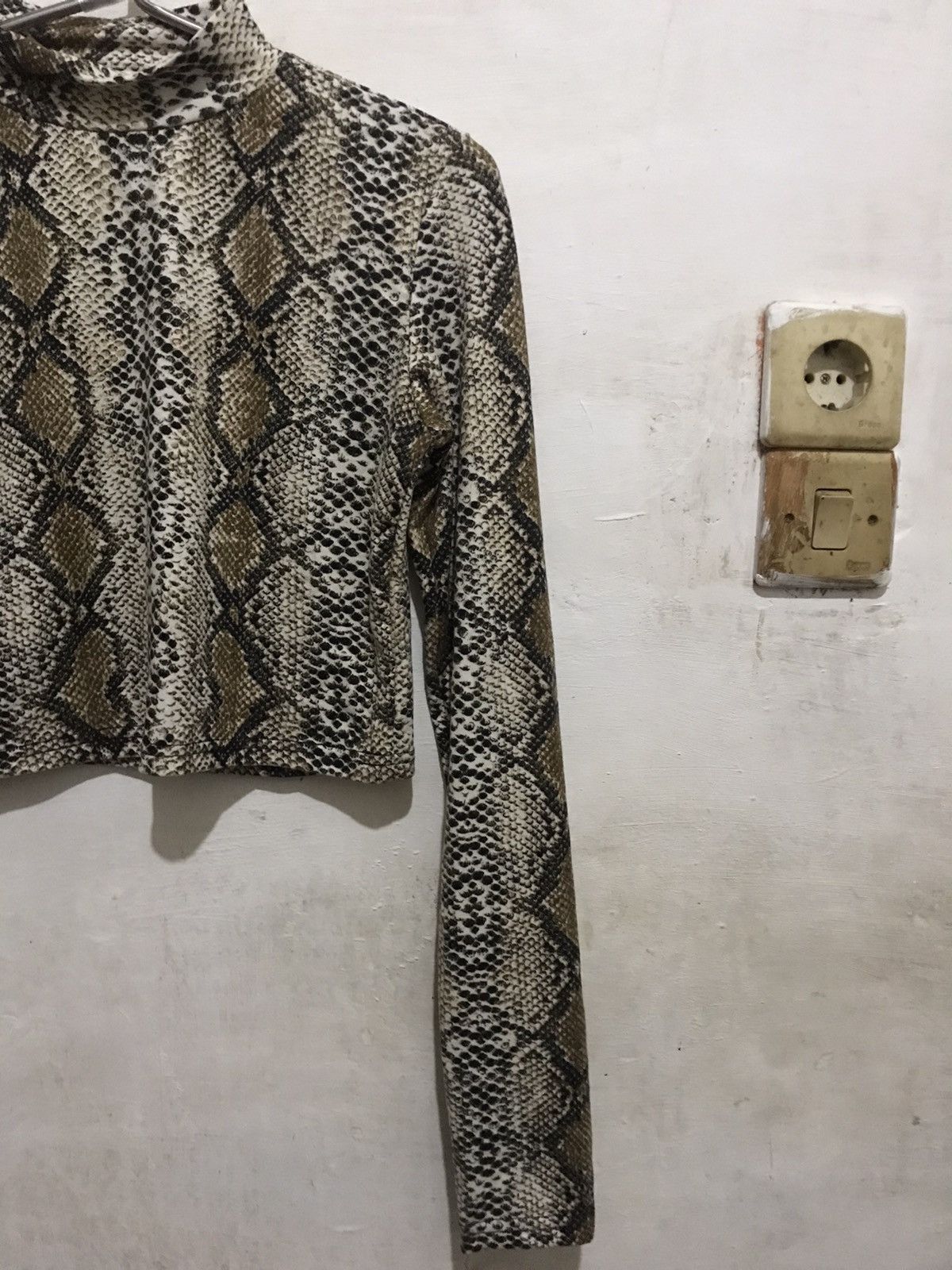 Beauty Beast × Hysteric Glamour × Seditionaries 2000s japanesebrand Snake Skin Crop top L/S Size M / US 6-8 / IT 42-44 - 5 Thumbnail