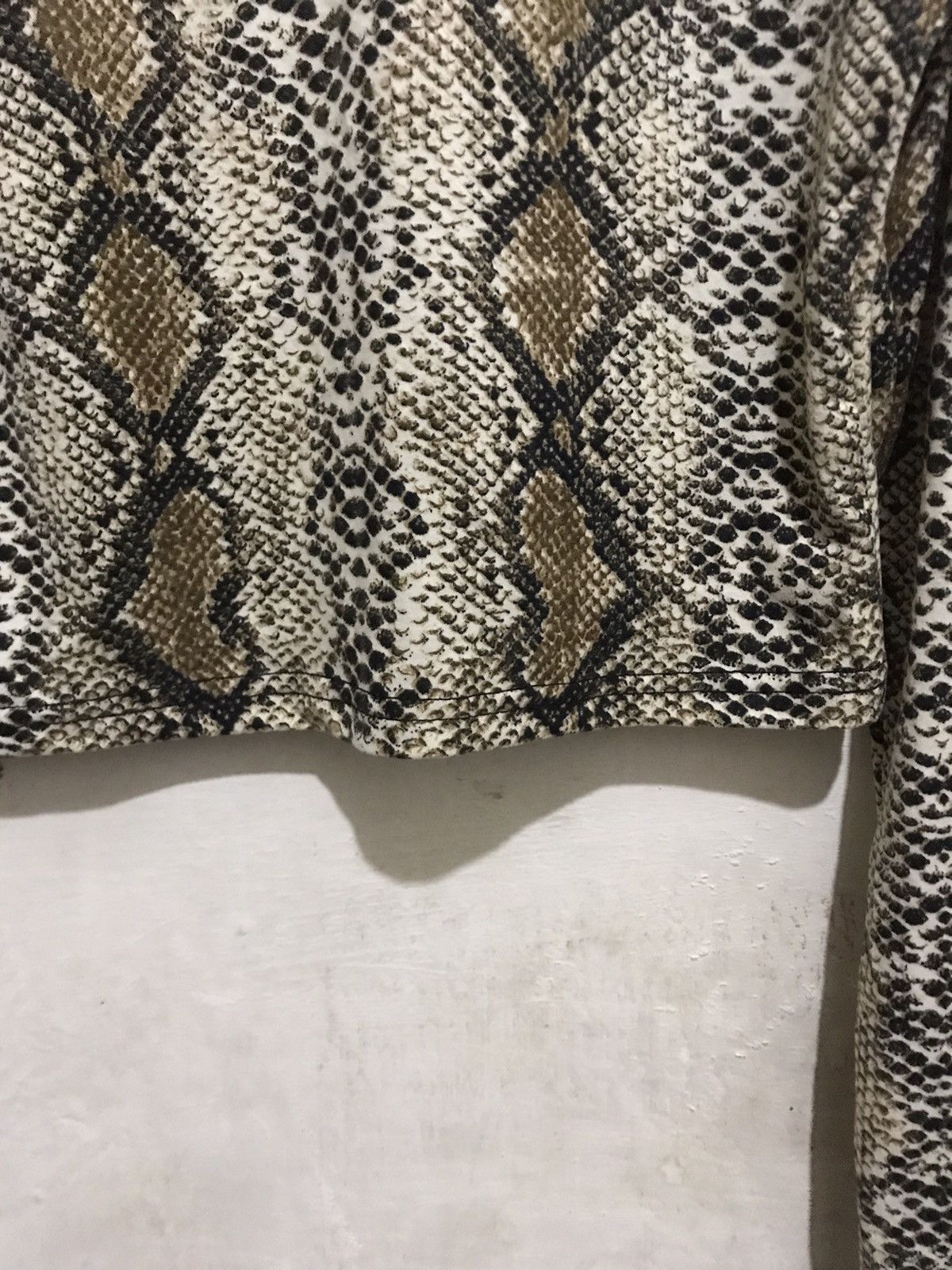 Beauty Beast × Hysteric Glamour × Seditionaries 2000s japanesebrand Snake Skin Crop top L/S Size M / US 6-8 / IT 42-44 - 3 Thumbnail