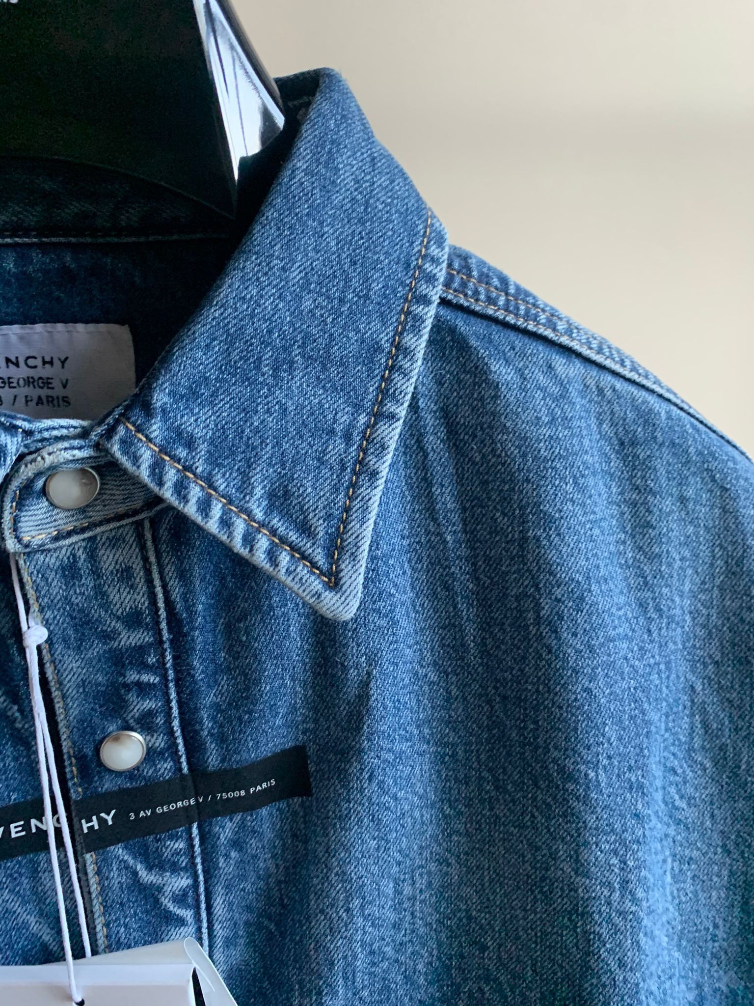 Givenchy Heavy Logo Button Up in Indigo White Degrade Size US M / EU 48-50 / 2 - 9 Thumbnail