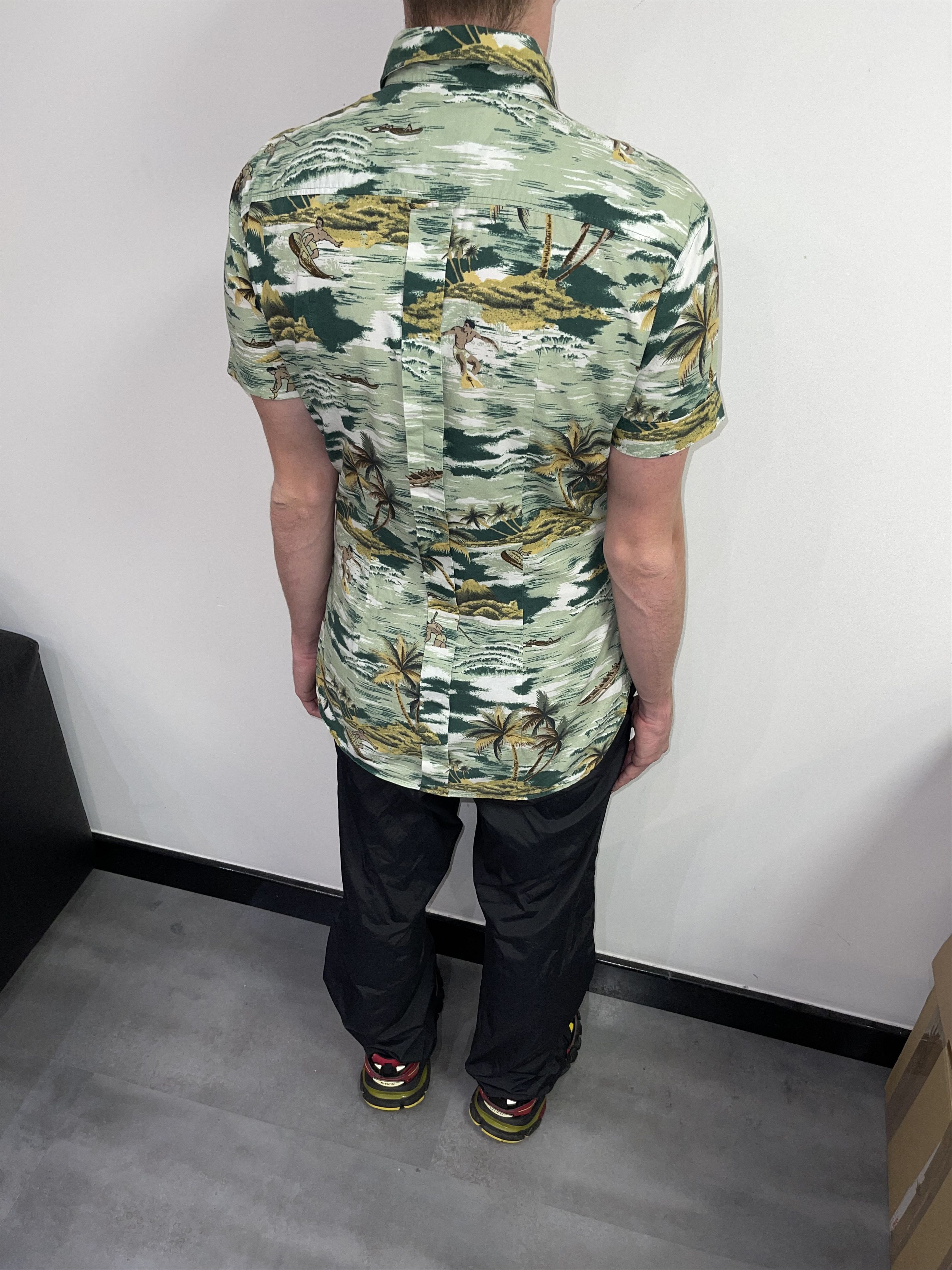 Dolce & Gabbana Dolce & Gabbana Hawaiian Shortsleeve Button Up Shirt Size US S / EU 44-46 / 1 - 9 Thumbnail