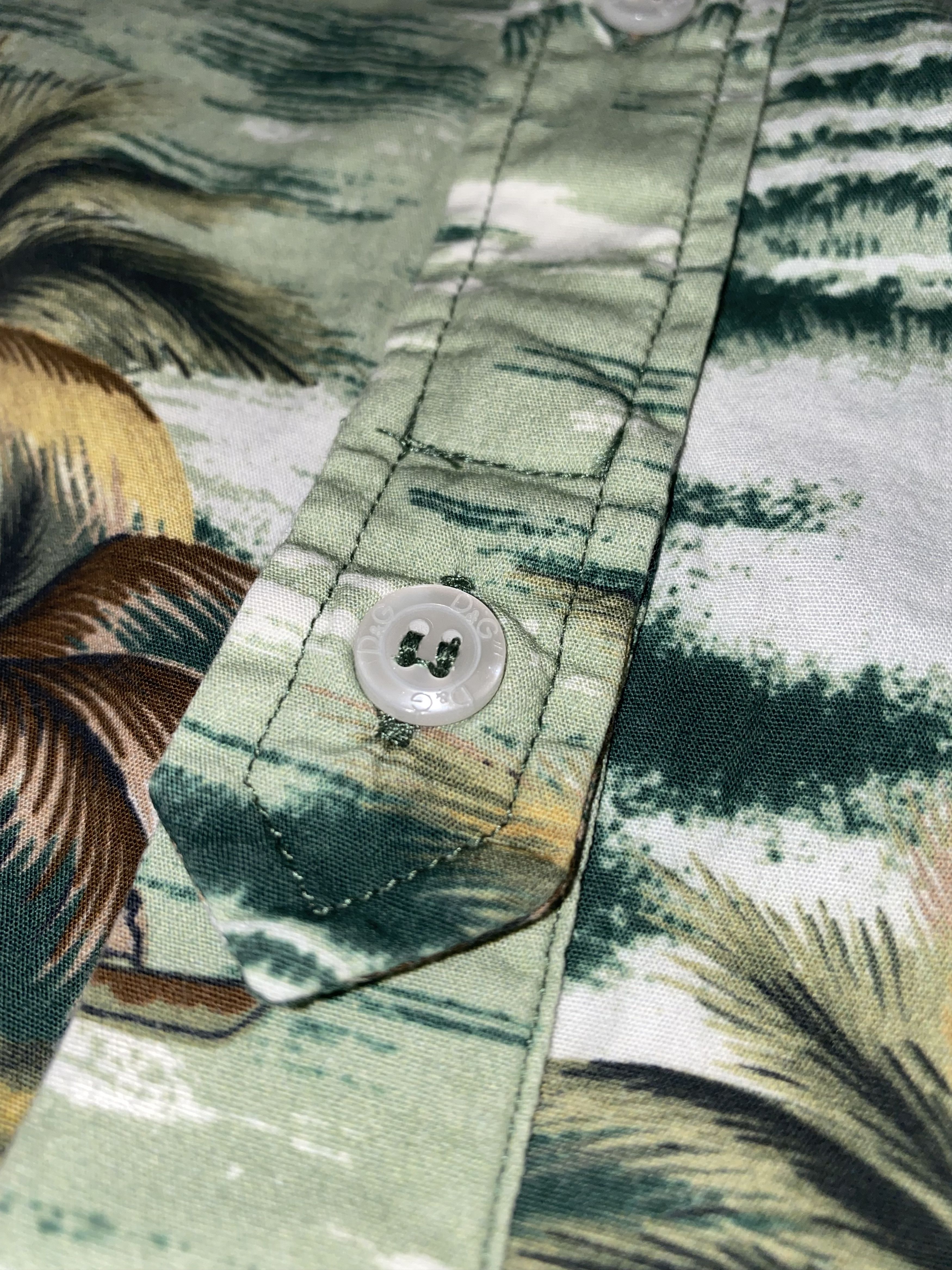 Dolce & Gabbana Dolce & Gabbana Hawaiian Shortsleeve Button Up Shirt Size US S / EU 44-46 / 1 - 12 Thumbnail