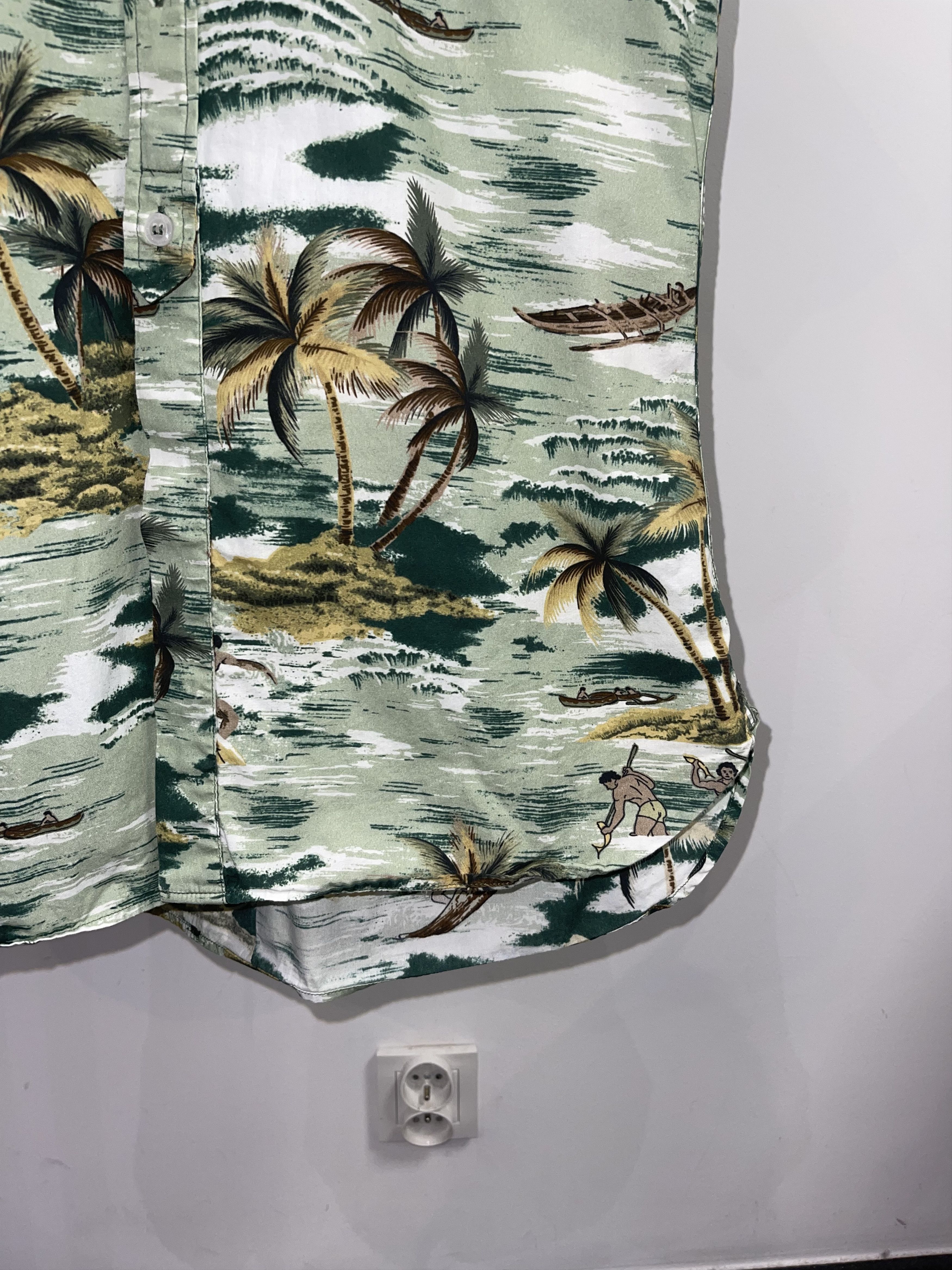 Dolce & Gabbana Dolce & Gabbana Hawaiian Shortsleeve Button Up Shirt Size US S / EU 44-46 / 1 - 4 Thumbnail