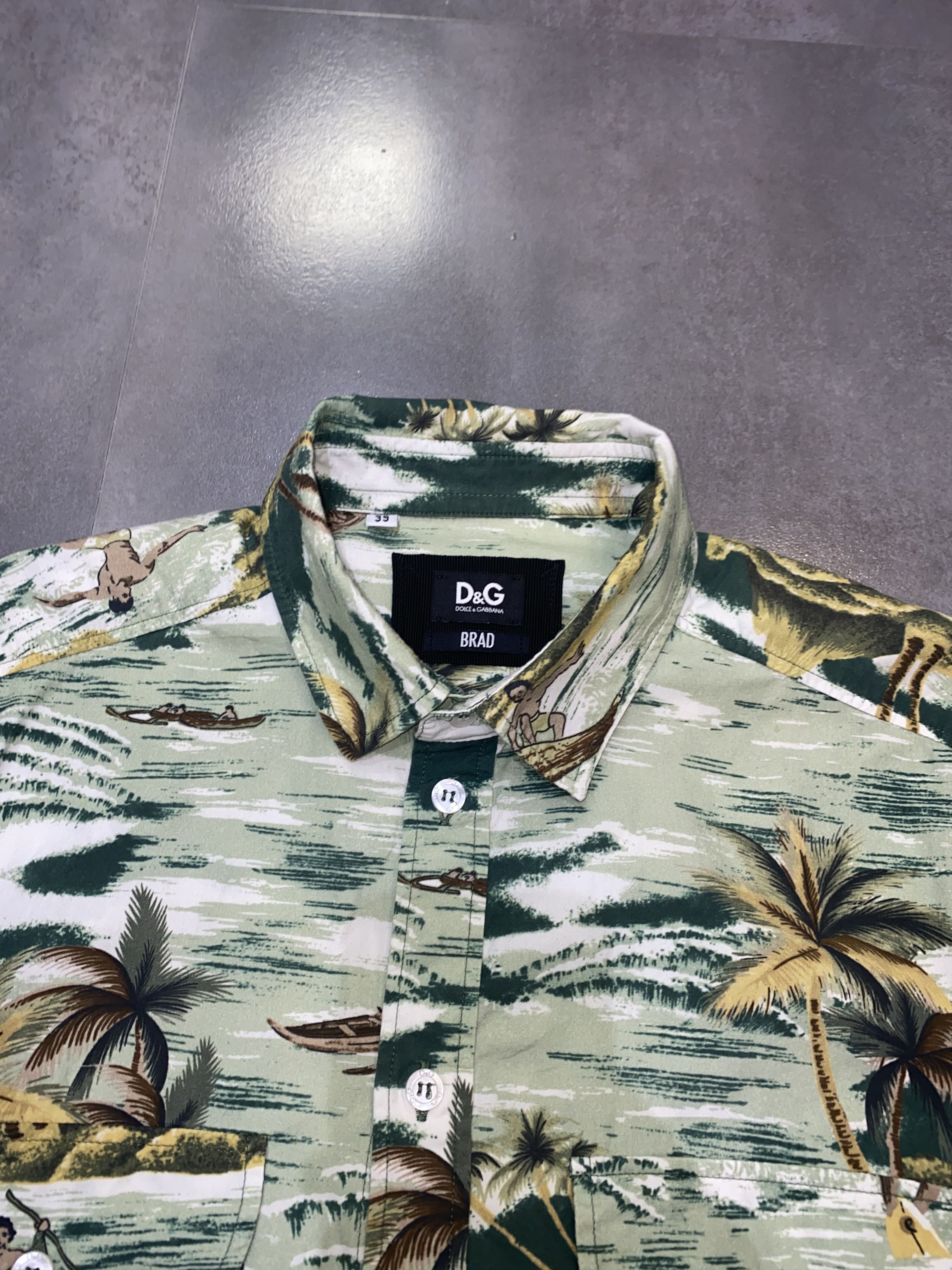 Dolce & Gabbana Dolce & Gabbana Hawaiian Shortsleeve Button Up Shirt Size US S / EU 44-46 / 1 - 11 Thumbnail