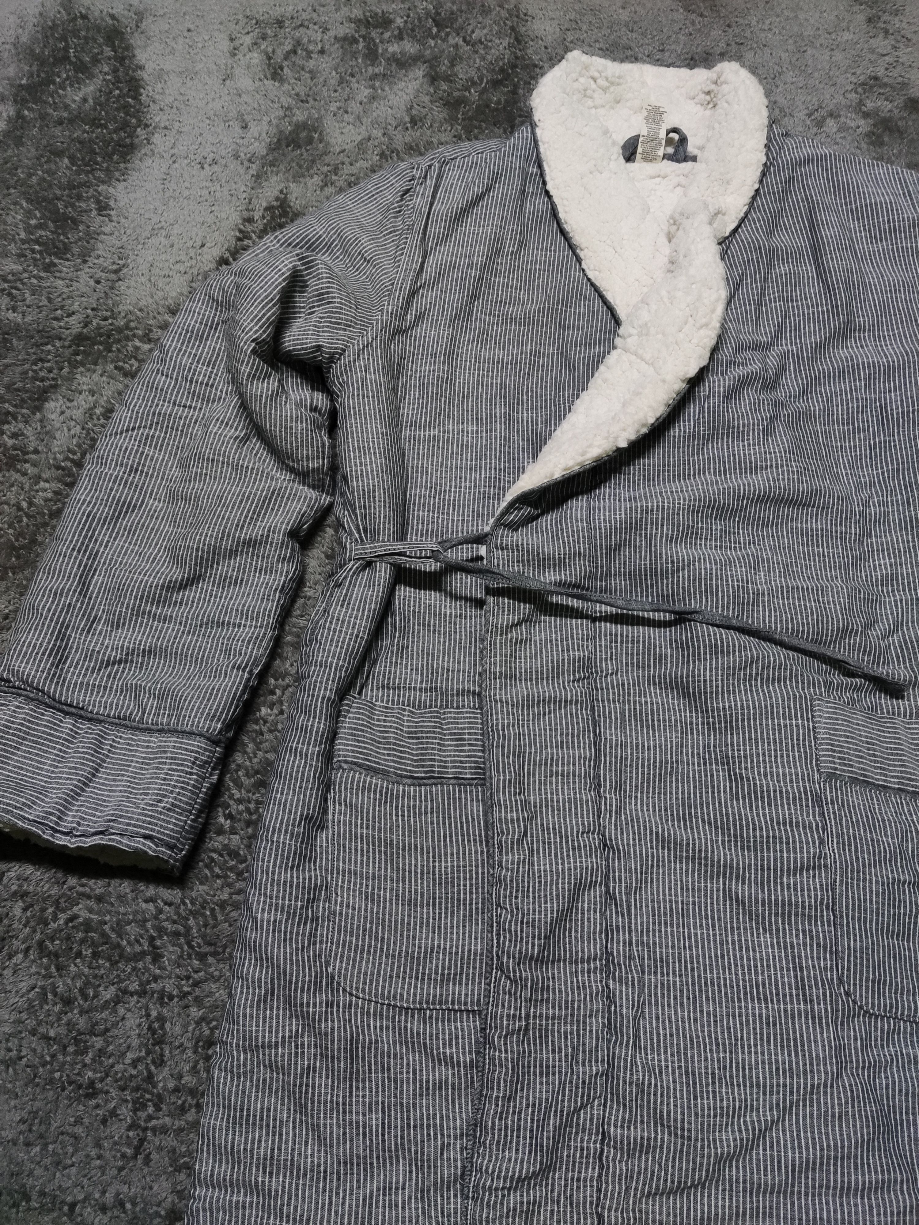 Japanese Brand × Levi's 🔥Accept Offer🔥Levis Bath Robe v Size US L / EU 52-54 / 3 - 6 Thumbnail