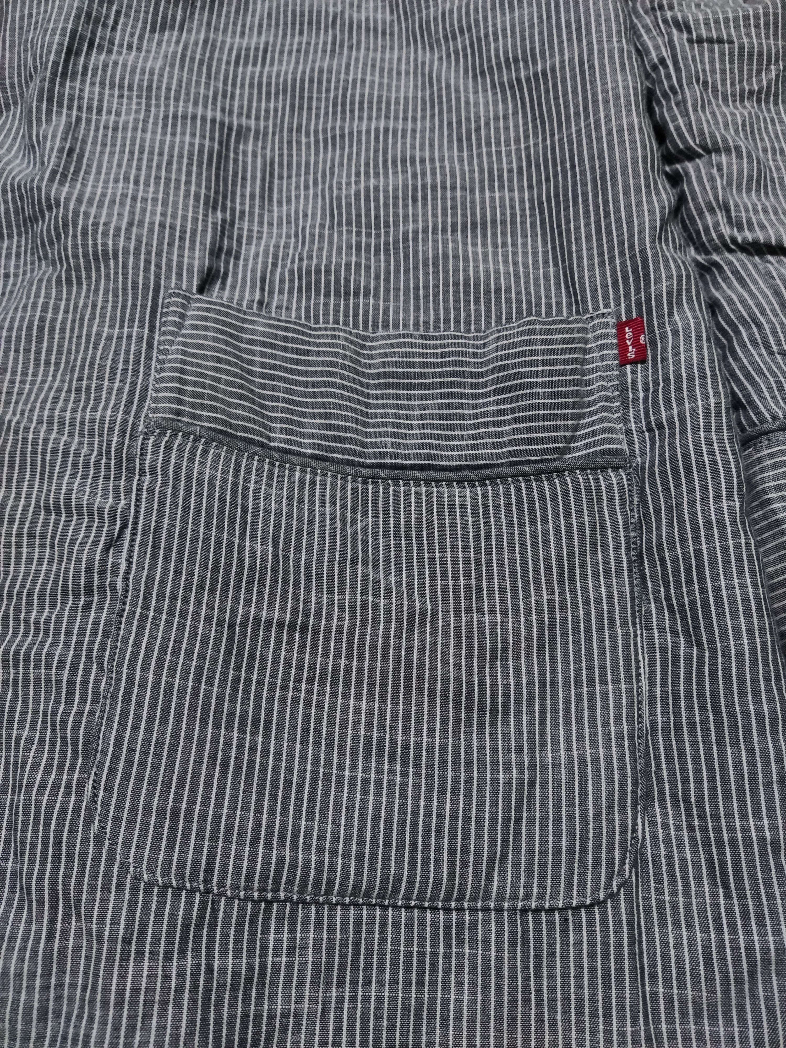 Japanese Brand × Levi's 🔥Accept Offer🔥Levis Bath Robe v Size US L / EU 52-54 / 3 - 4 Thumbnail