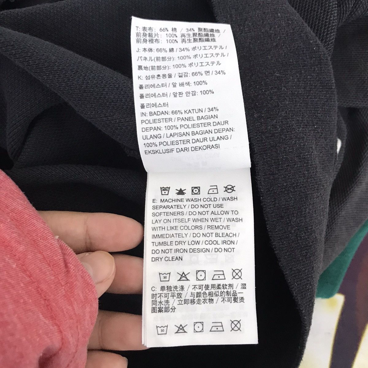 Nike NIKE COURT SWOOSH Sportswear Embroidered Black Sweatshirt Size US S / EU 44-46 / 1 - 7 Thumbnail