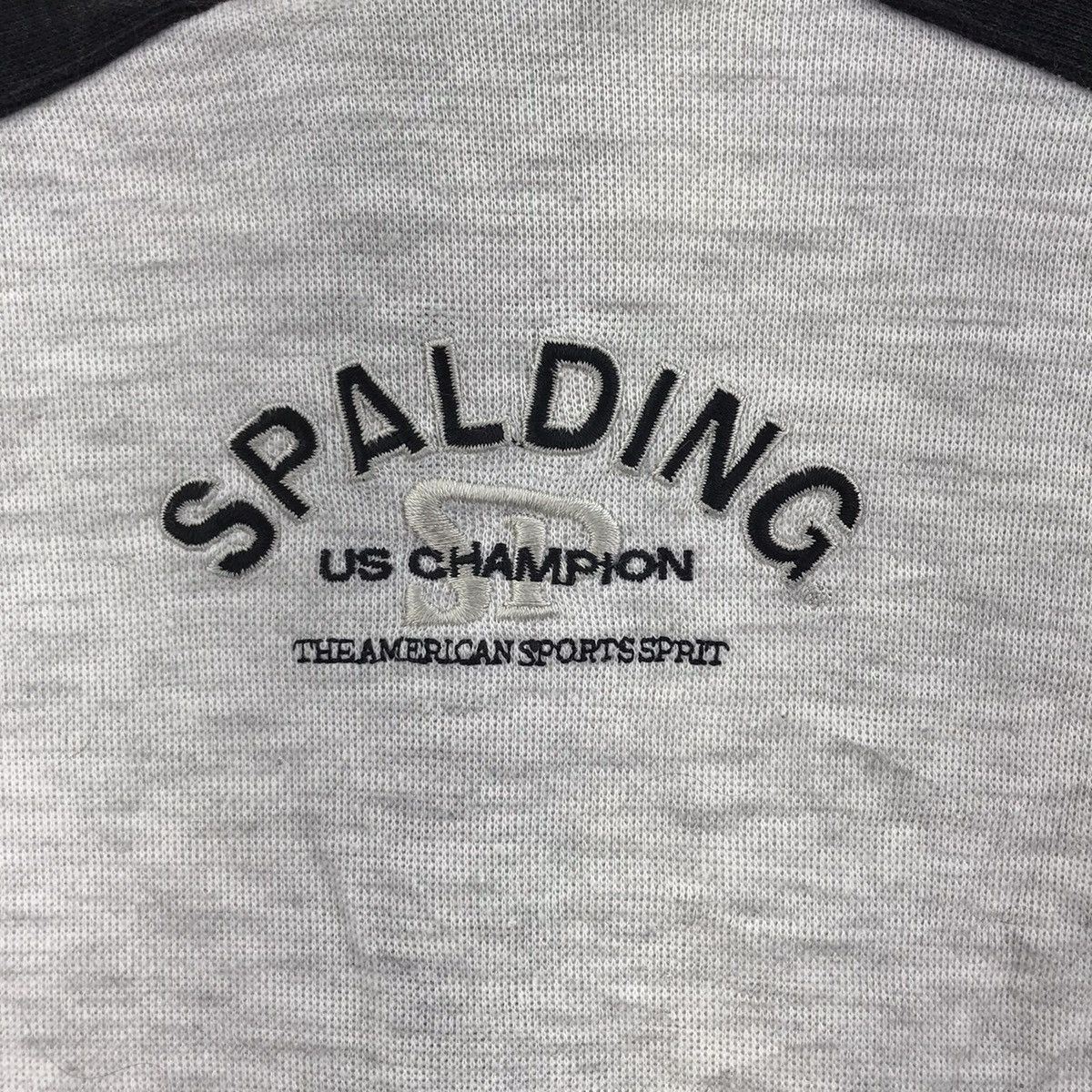 Vintage SPALDING SPORT US Champion Half Zipper White Sweatshirt Size US L / EU 52-54 / 3 - 9 Thumbnail