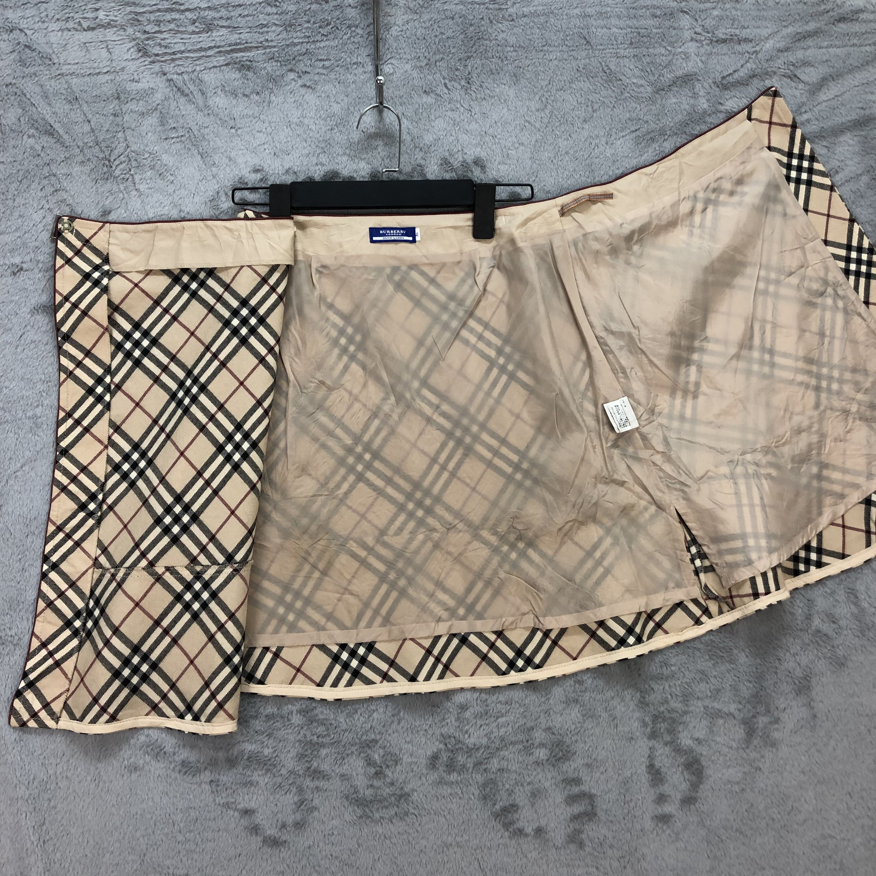 Burberry BURBERRY LONDON BLUE LABEL NOVA CHECK MINI SKIRTS #5665-201 Size 28" / US 6 / IT 42 - 6 Thumbnail