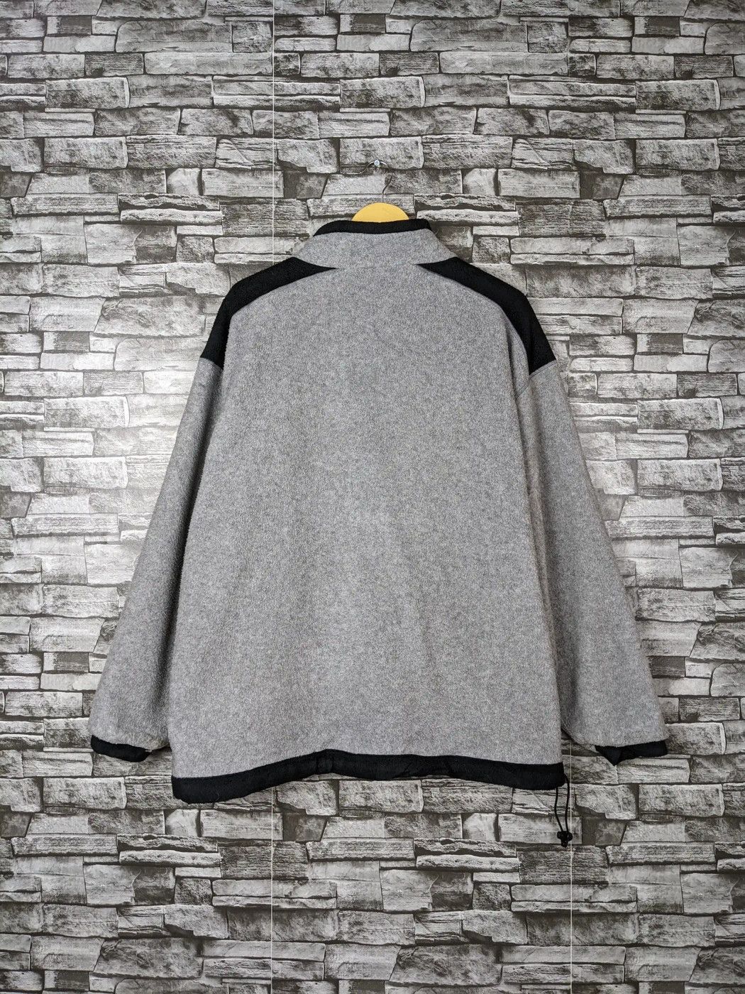 Champion Vintage Champion Plain Fleece Sweater Light Jacket Size US L / EU 52-54 / 3 - 7 Thumbnail