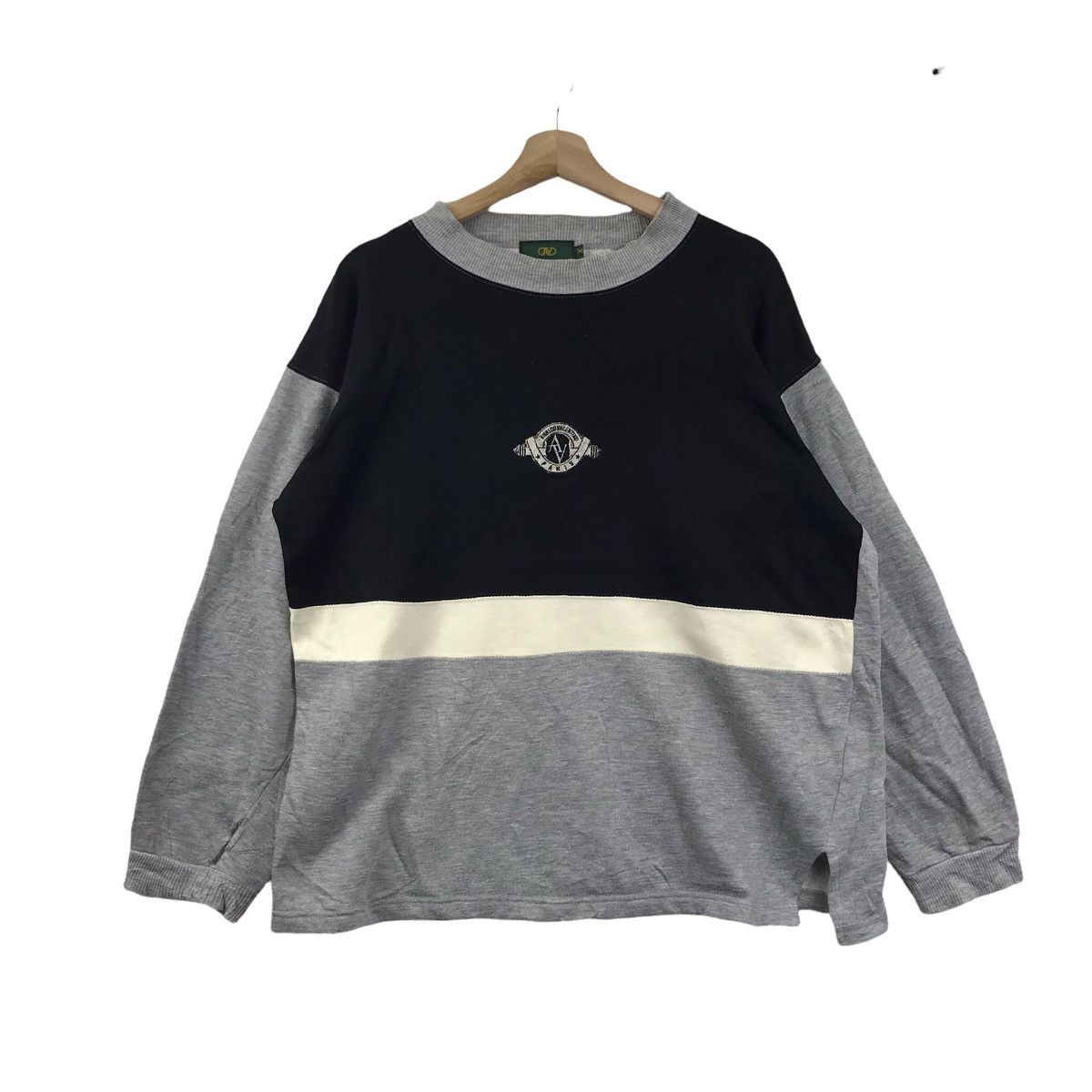 Vintage ANRICO VALENTIONO Italy Brand Grey Sweatshirt Size US S / EU 44-46 / 1 - 1 Thumbnail