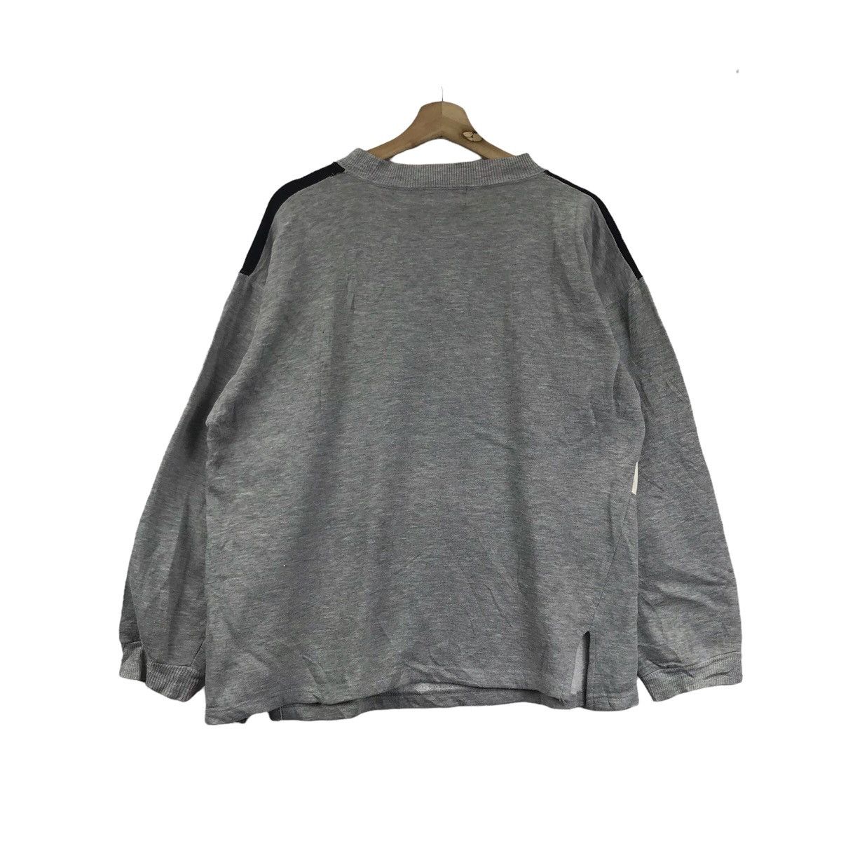 Vintage ANRICO VALENTIONO Italy Brand Grey Sweatshirt Size US S / EU 44-46 / 1 - 5 Thumbnail