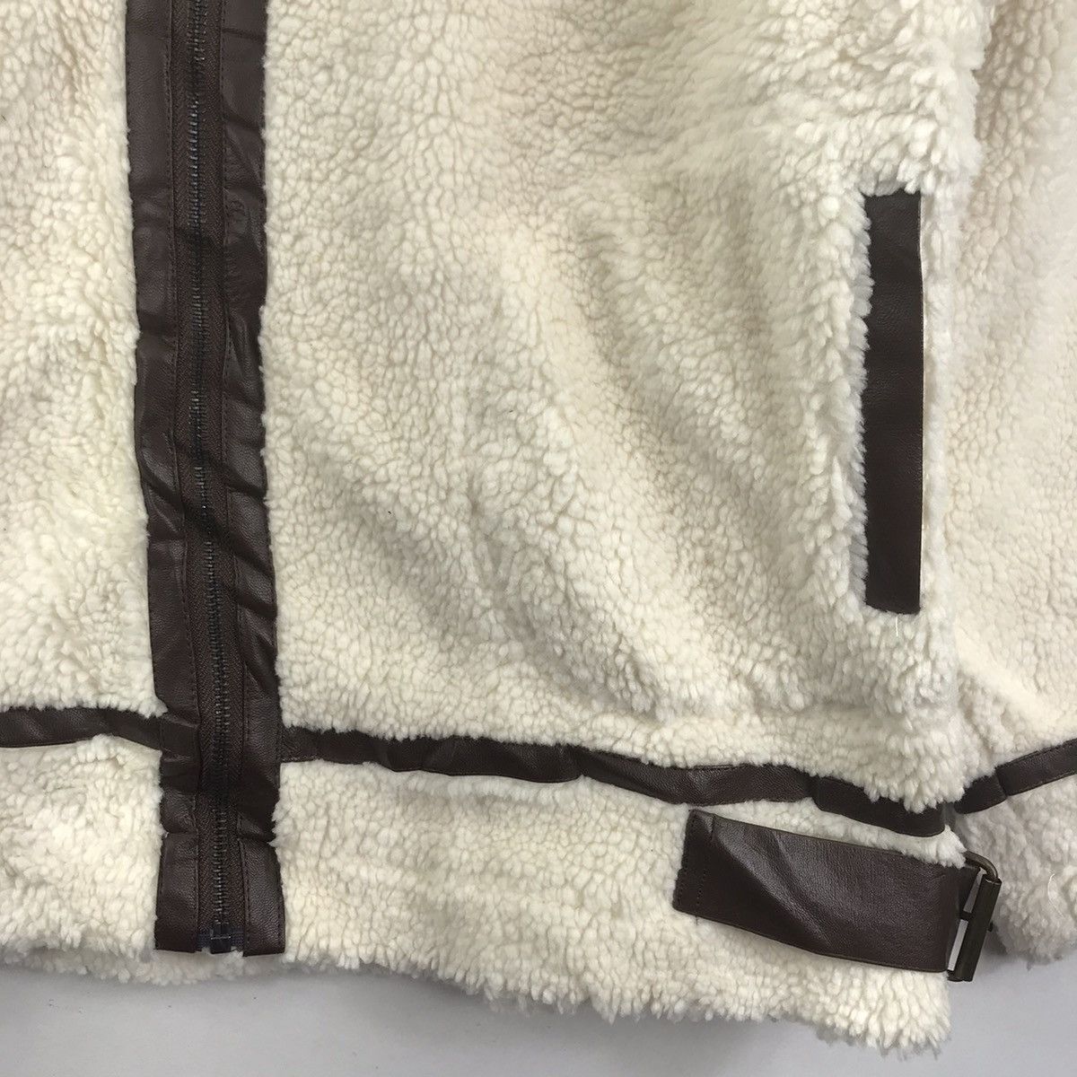 E.XianLiuXing Japanese Brand B-3 Fleece Sweater