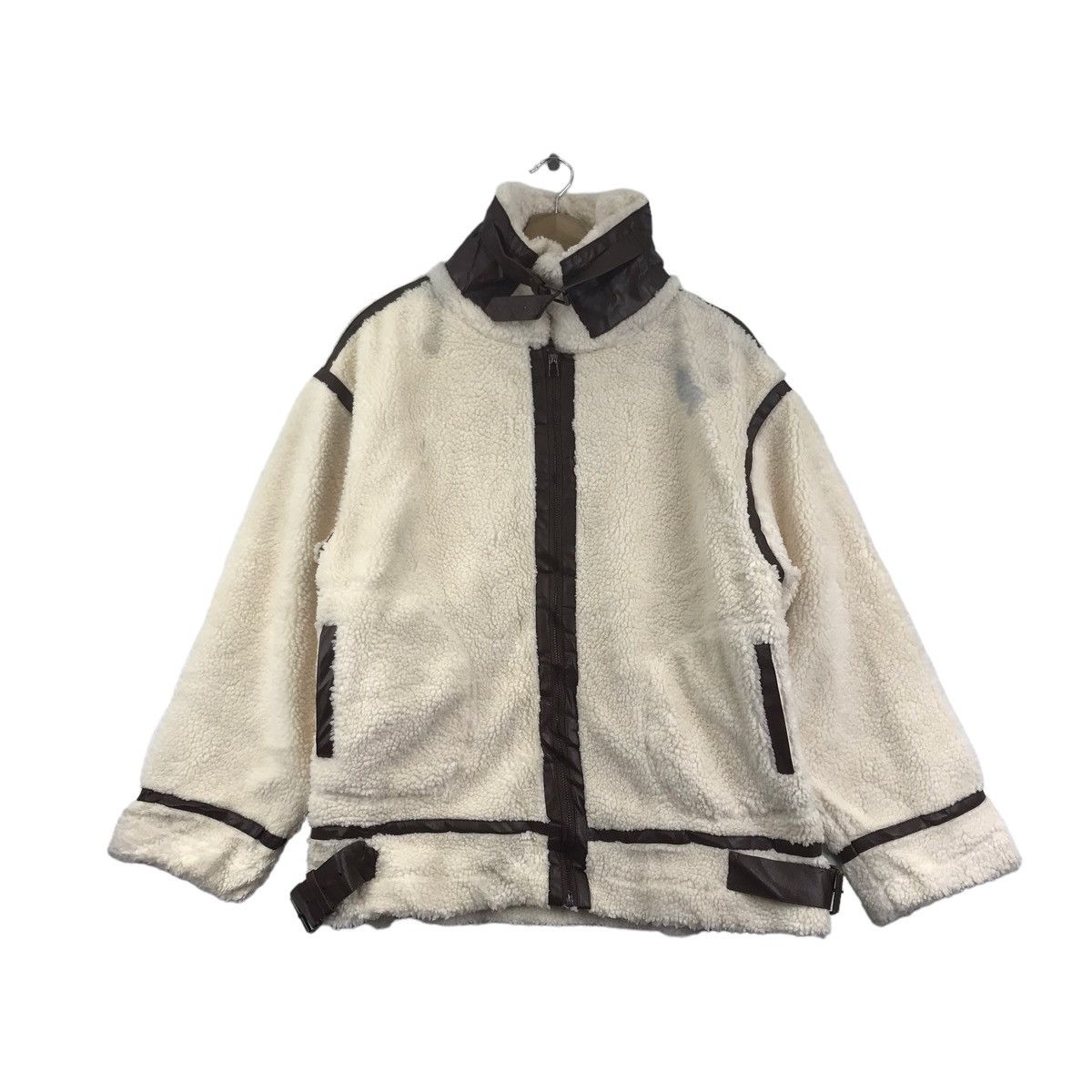 E.XianLiuXing Japanese Brand B-3 Fleece Sweater
