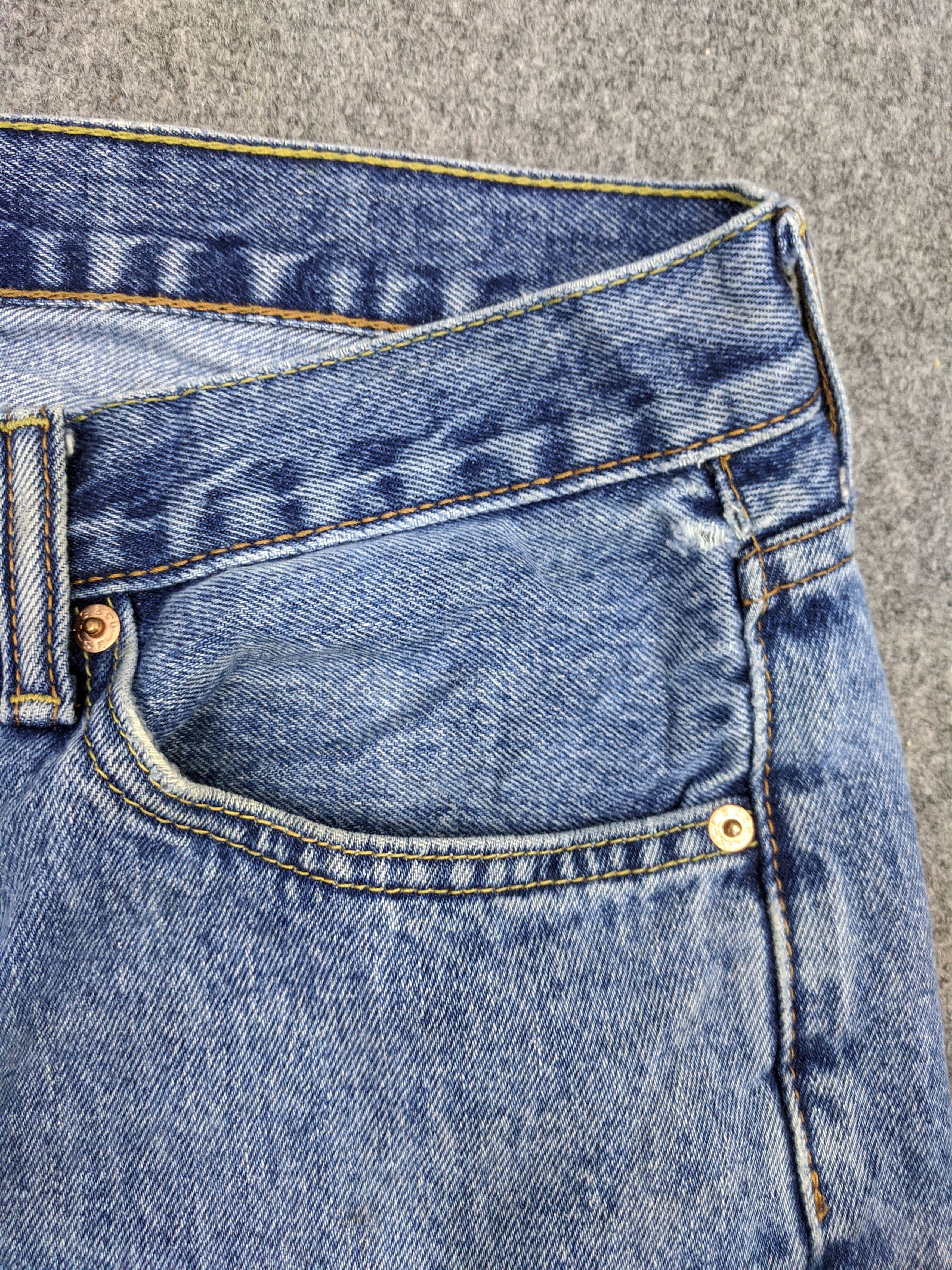 Levi's Vintage Levis 505 Light Wash Jeans DP0725 Size US 32 / EU 48 - 7 Thumbnail