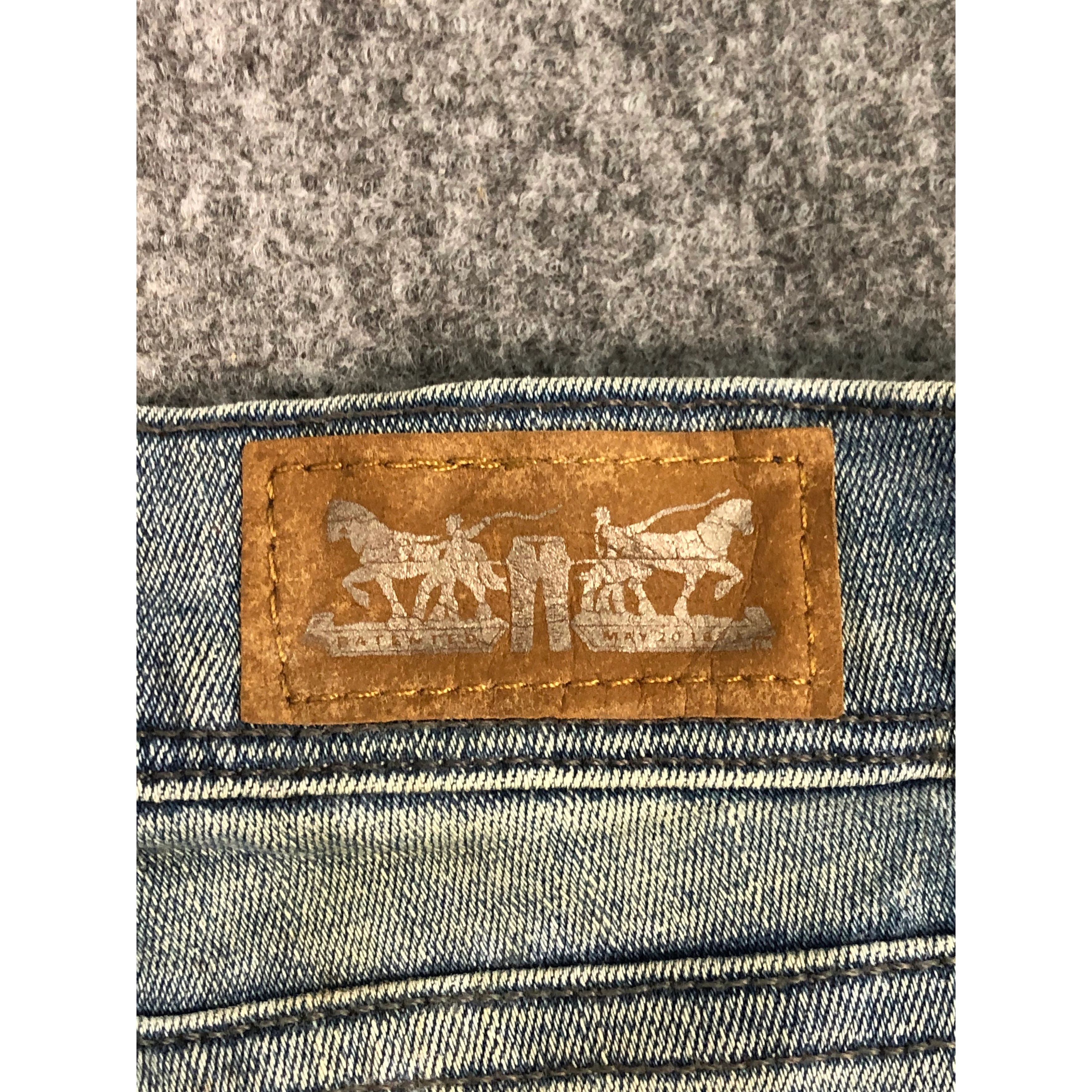 Levi's Vintage Levis Blue Faded Denim DP0305 Size US 32 / EU 48 - 5 Thumbnail