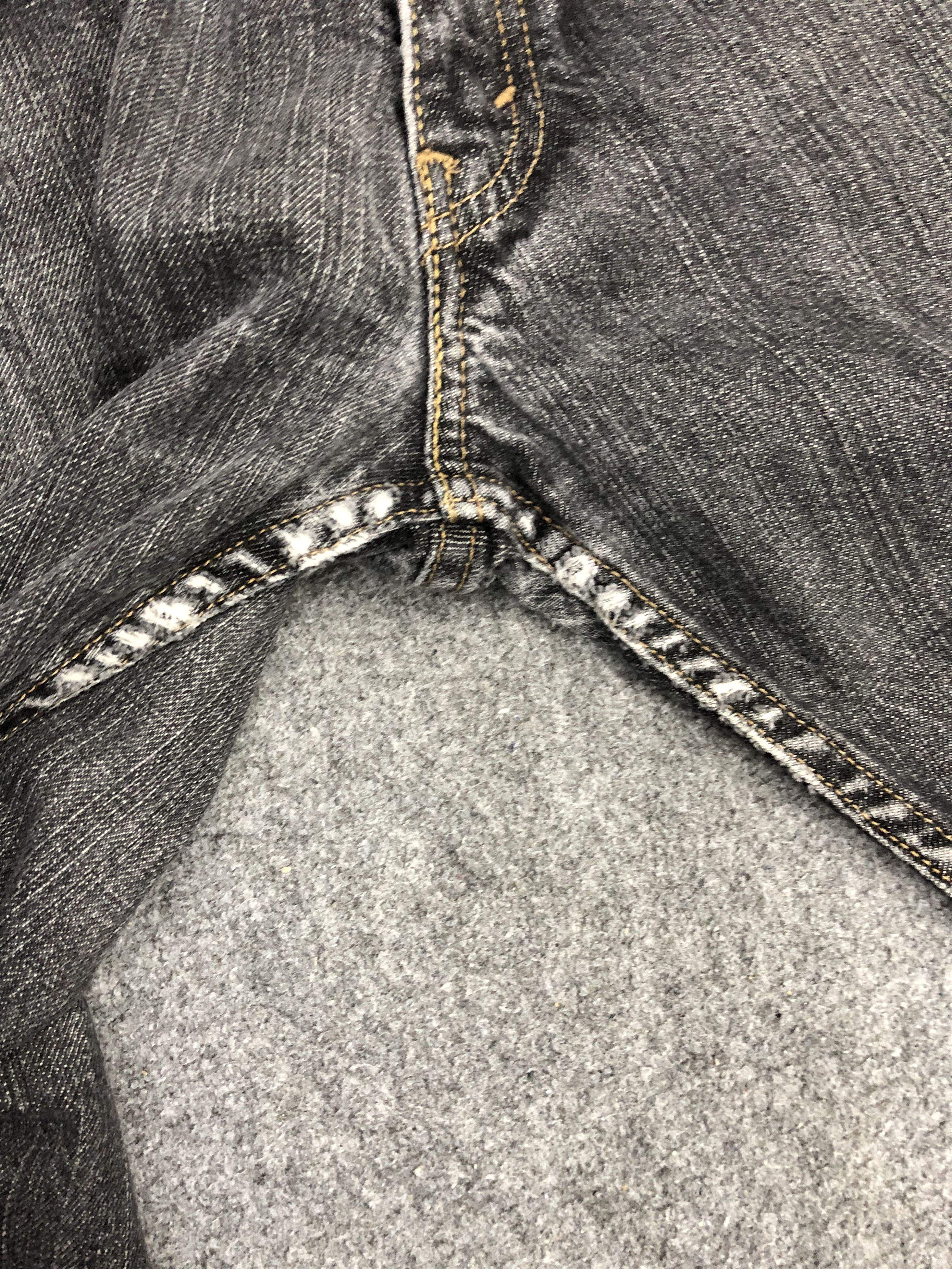 Levi's Vintage Levis 514 Light Wash Jeans DP0941 Size US 32 / EU 48 - 13 Thumbnail