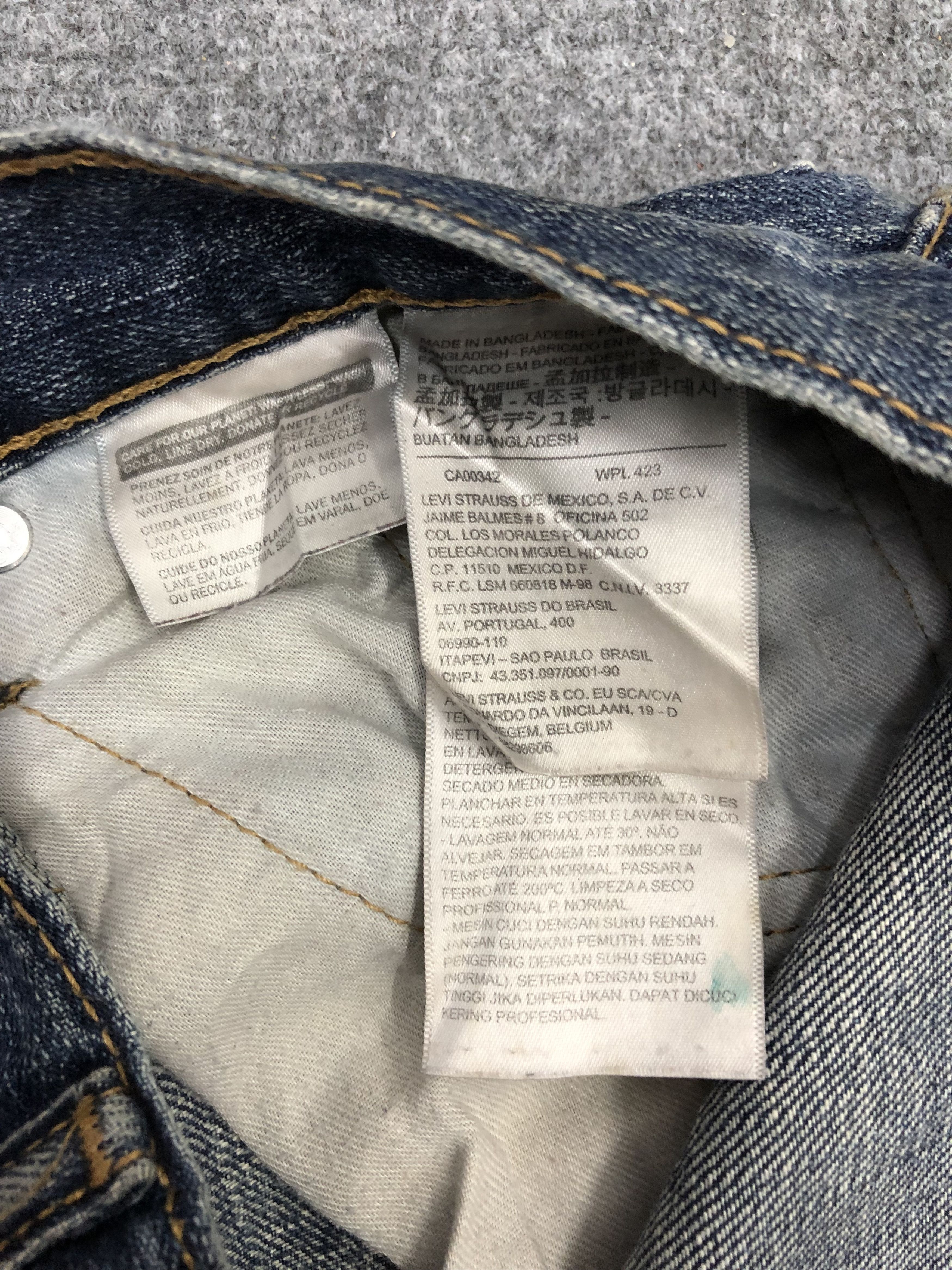 Levi's Vintage Levis 559 Light Wash Jeans DP1273 Size US 32 / EU 48 - 6 Thumbnail