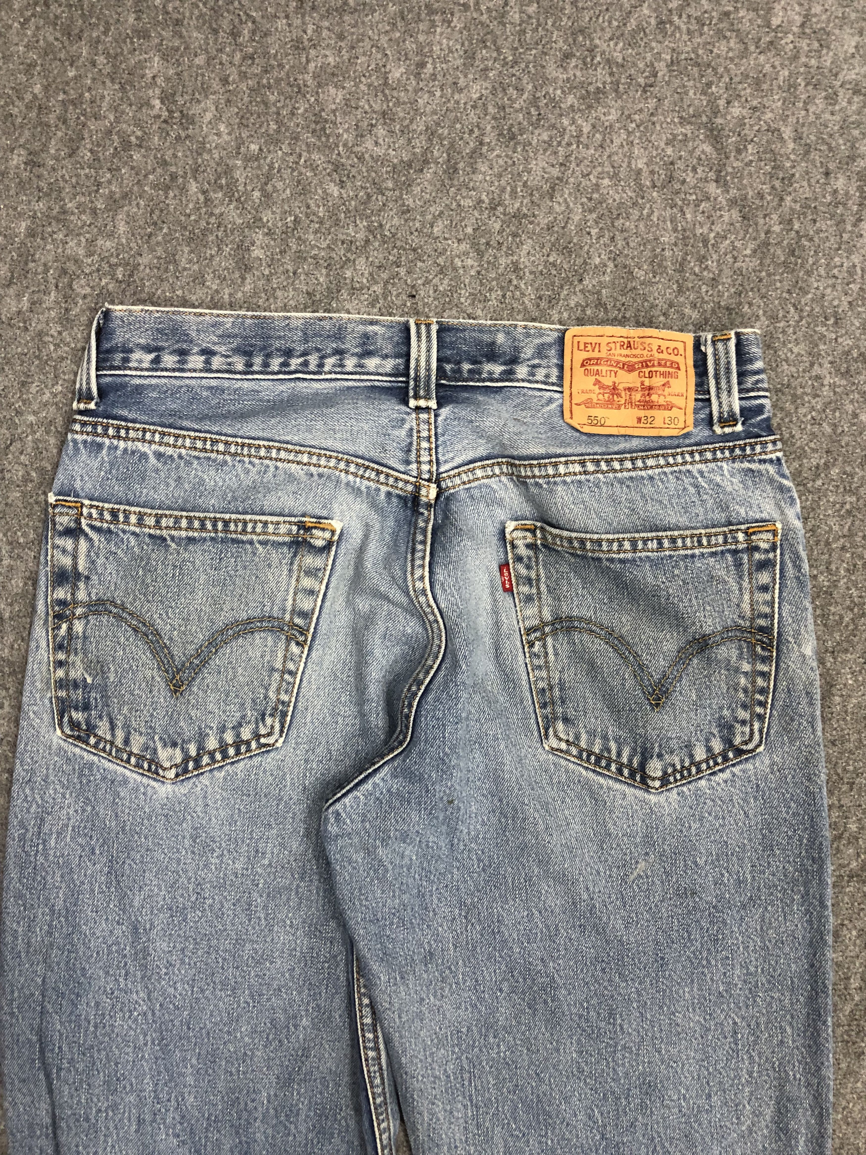 Levi's Vintage Levis 550 Light Wash Jeans DP1250 Size US 32 / EU 48 - 4 Thumbnail