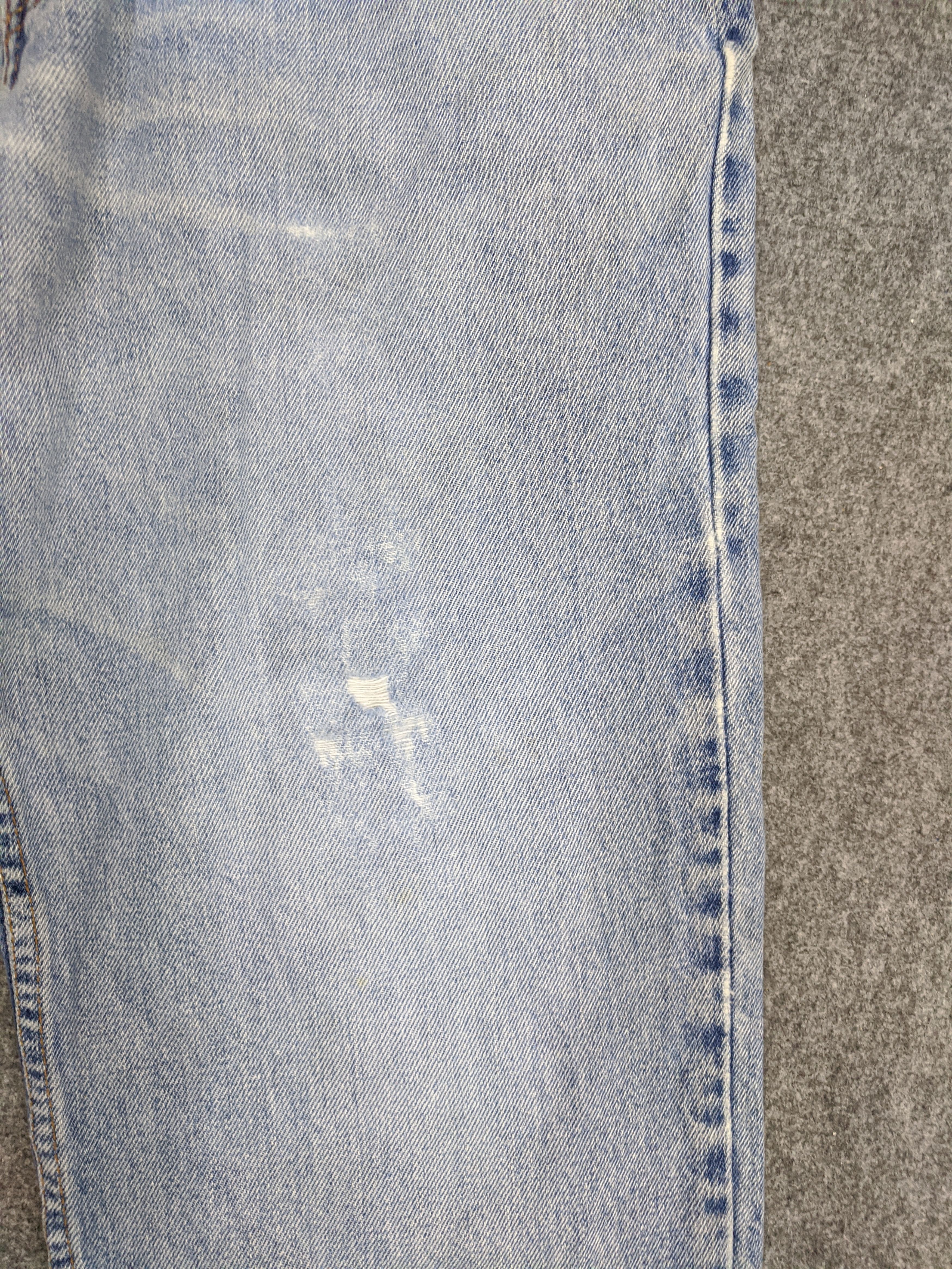 Levi's Vintage 90s Levis 550 Jeans Lightwash DP0849 Size US 32 / EU 48 - 11 Thumbnail