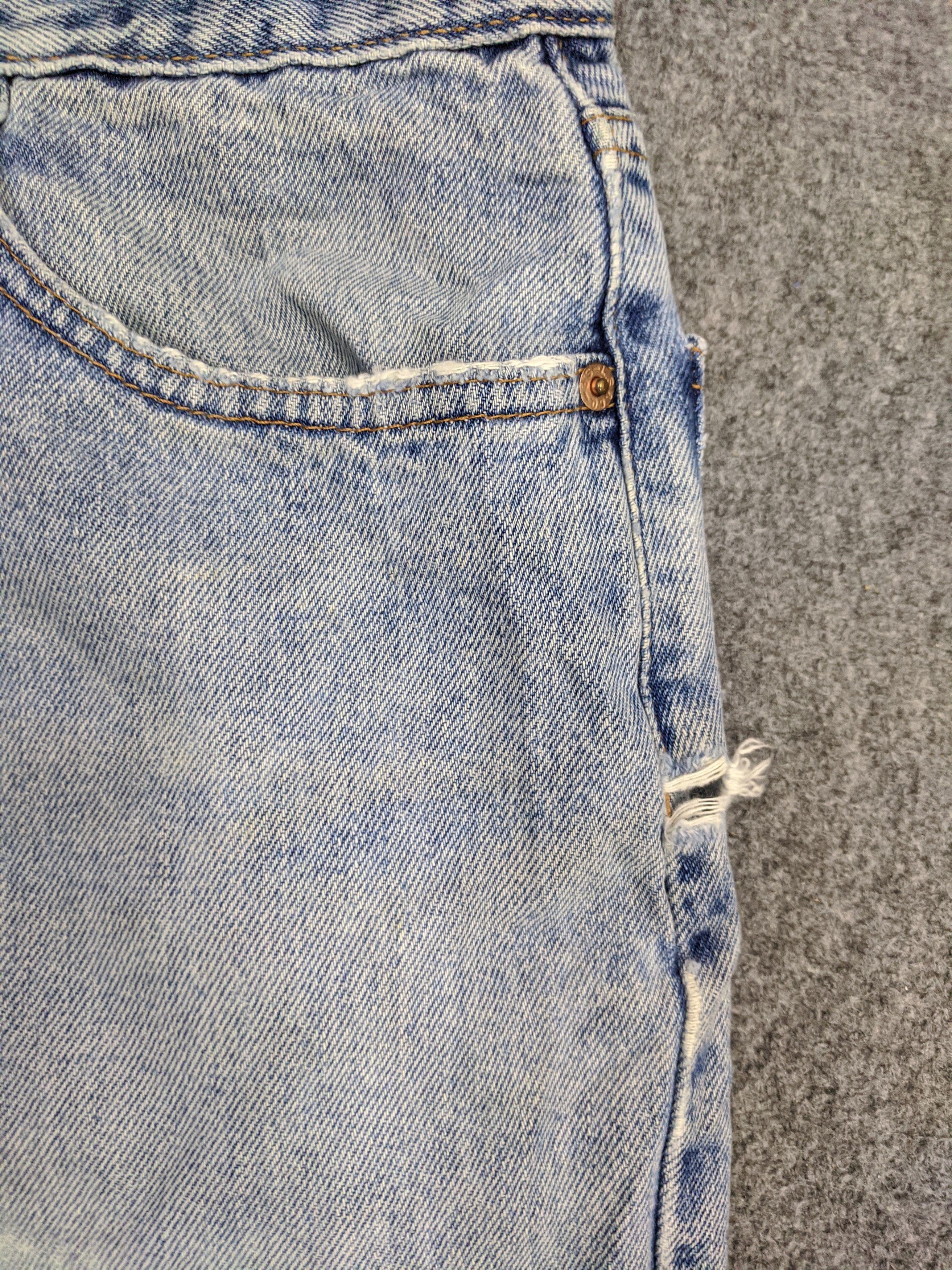 Levi's Vintage 90s Levis 550 Jeans Lightwash DP0849 Size US 32 / EU 48 - 12 Thumbnail