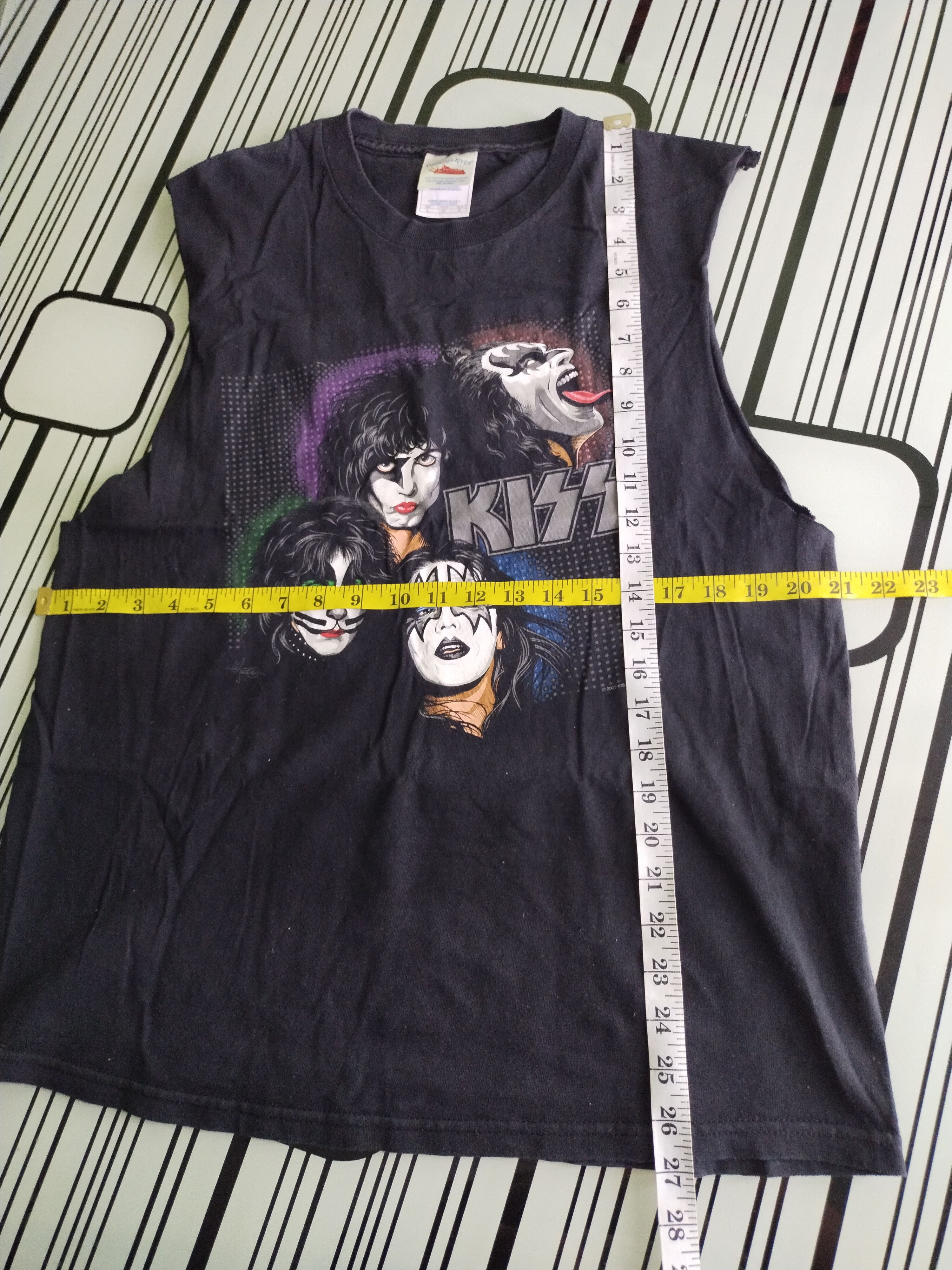 Band Tees 🔥 VINTAGE Y2K CATALOG BAND KISS SHIRT TEE Size US M / EU 48-50 / 2 - 11 Thumbnail
