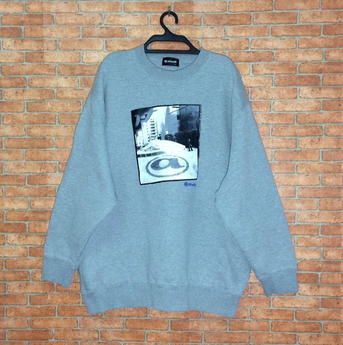 Airwalk × Vintage AIRWALK skateboard Crewneck Skate Punk Rock HipHop Pullover Size US L / EU 52-54 / 3 - 1 Thumbnail