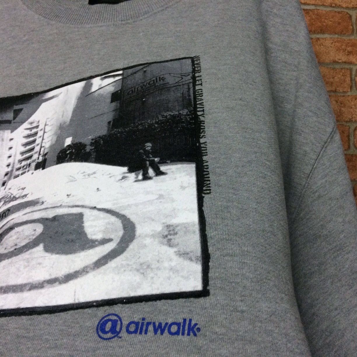 Airwalk × Vintage AIRWALK skateboard Crewneck Skate Punk Rock HipHop Pullover Size US L / EU 52-54 / 3 - 3 Thumbnail