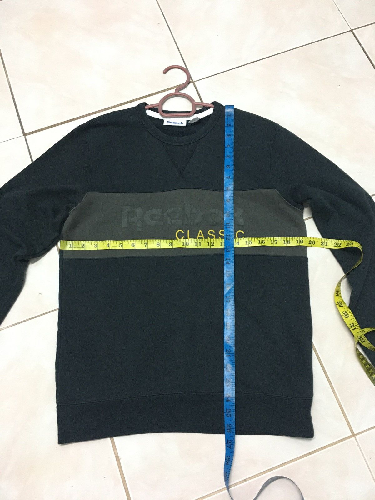 Reebok × Vintage Vintage Reebok Classic Spellout Sweatshirt Size US M / EU 48-50 / 2 - 9 Thumbnail