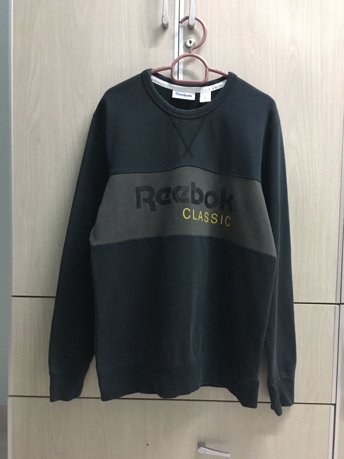 Reebok × Vintage Vintage Reebok Classic Spellout Sweatshirt Size US M / EU 48-50 / 2 - 1 Thumbnail