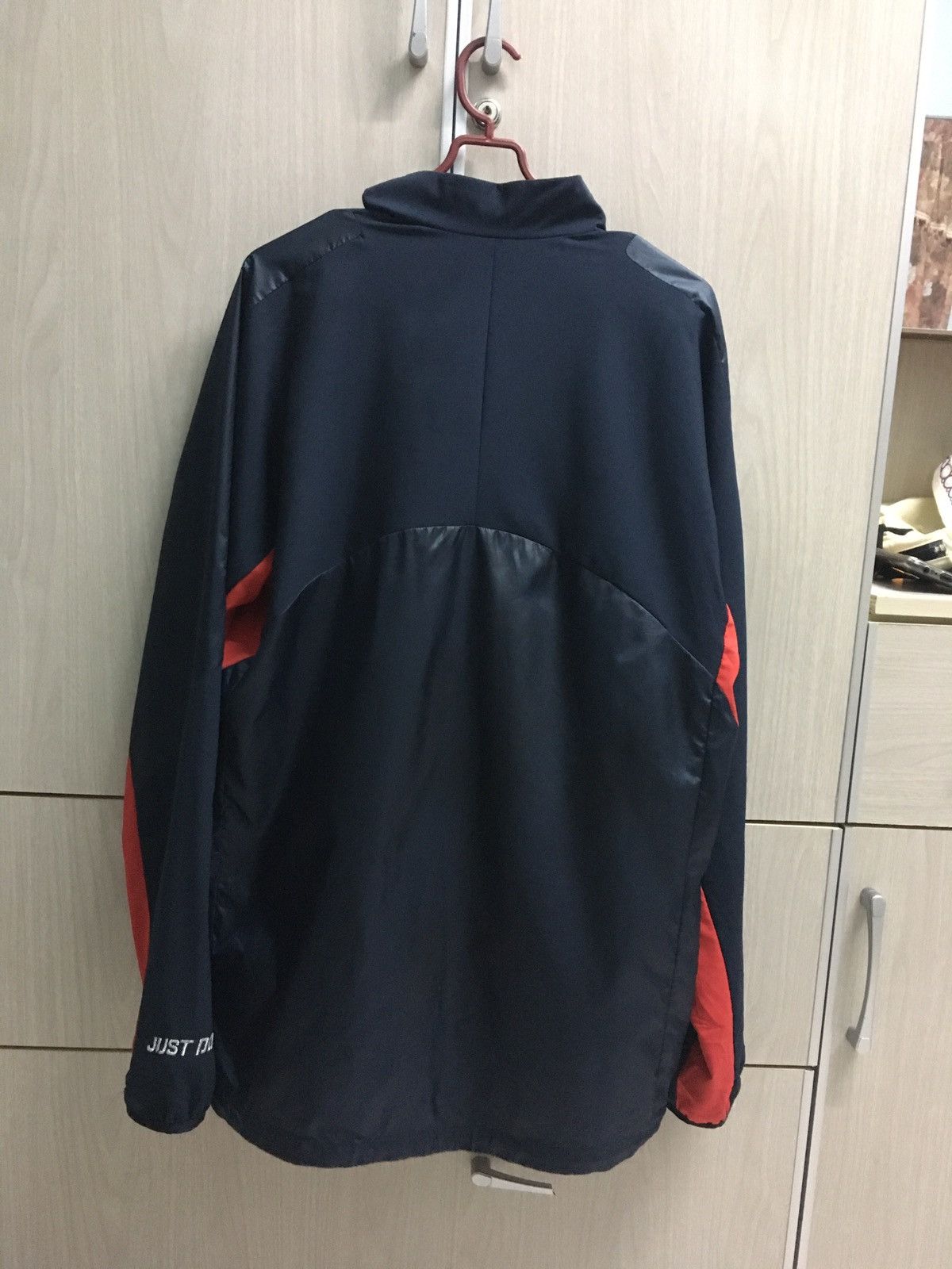 Nike Nike running light jacket mini swoosh embroidery Size US M / EU 48-50 / 2 - 7 Thumbnail
