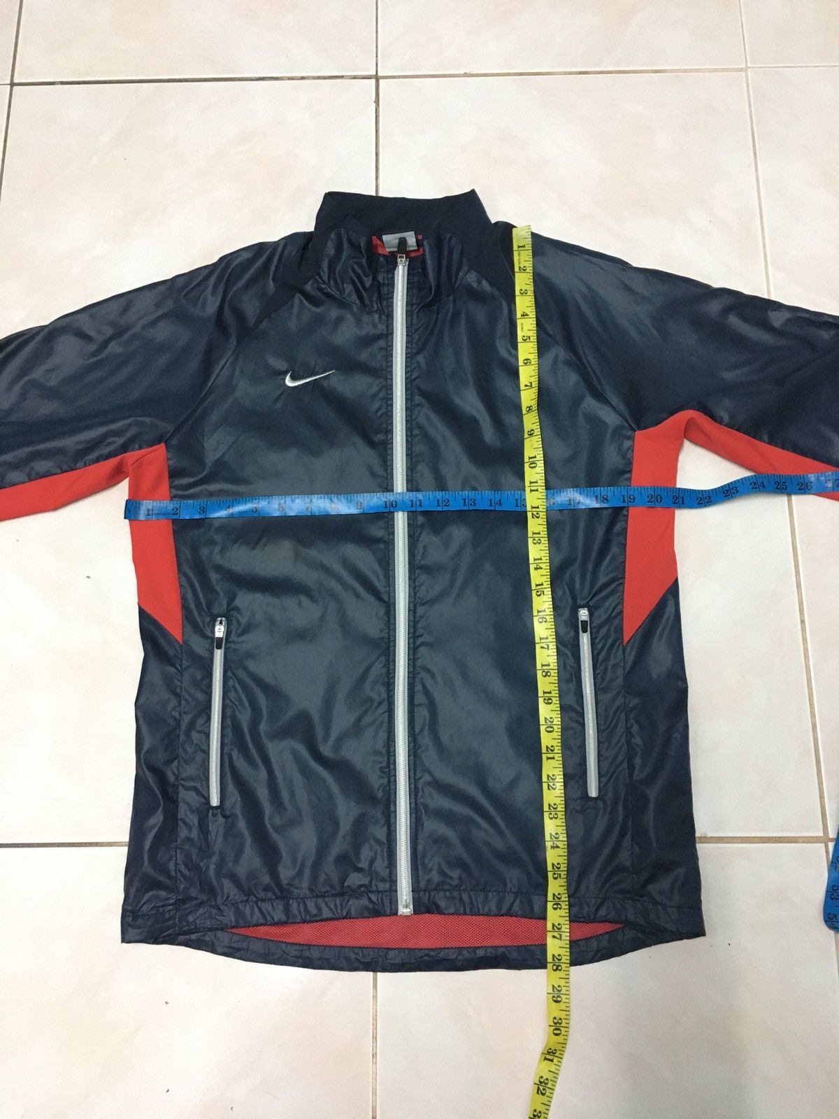 Nike Nike running light jacket mini swoosh embroidery Size US M / EU 48-50 / 2 - 13 Thumbnail