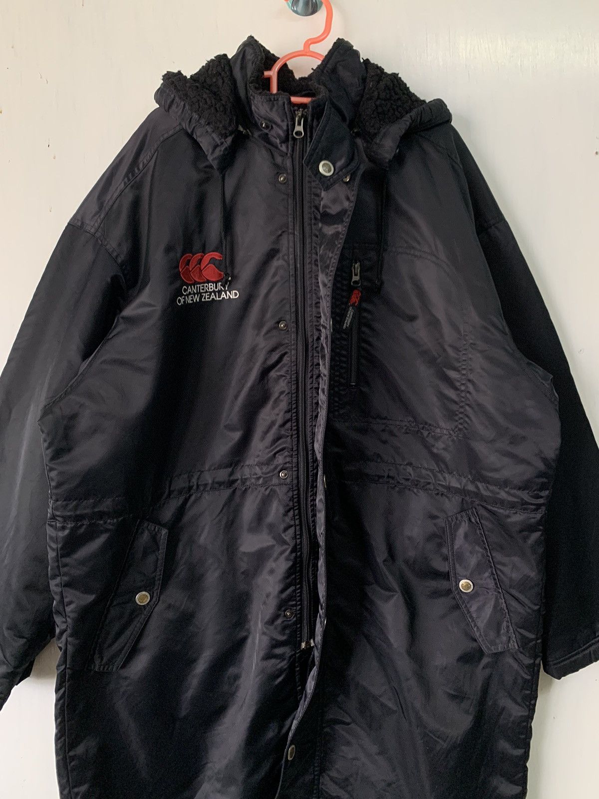 Canterbury of New Zealand × Sports Specialties × Vintage Vintage Canterbury New Zealand Long Jacket Hooded Big Logo Size US XL / EU 56 / 4 - 6 Thumbnail