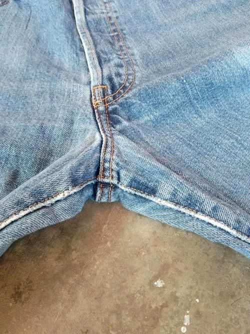 Levi's Vintage Levi's 501 Distressed Jeans 33x34 Size US 33 - 7 Thumbnail