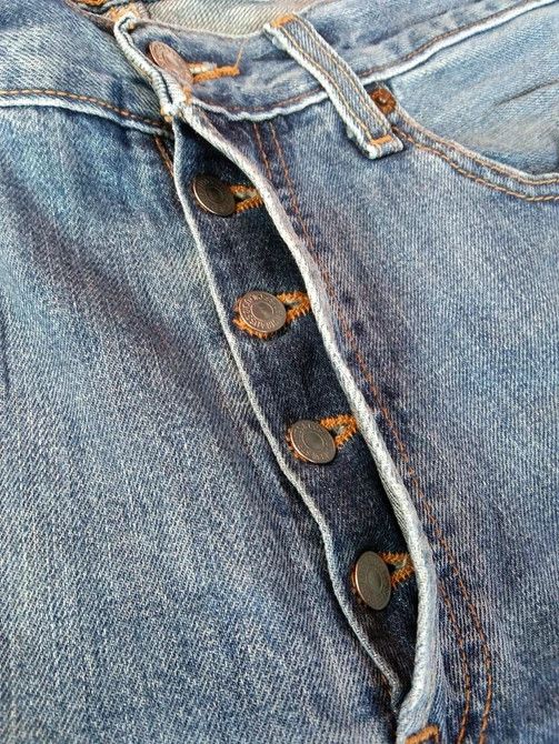Levi's Vintage Levi's 501 Distressed Jeans 33x34 Size US 33 - 8 Thumbnail