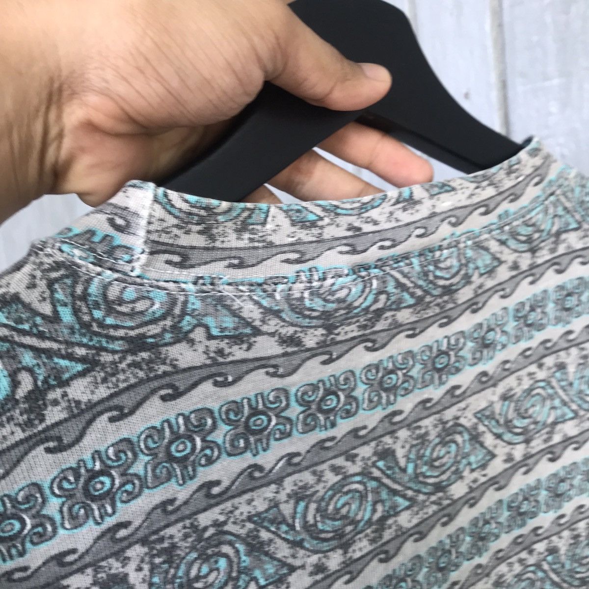 Solid and Striped × Vintage *🔥Vintage abstract stripes tees tshirt men clothing Size US M / EU 48-50 / 2 - 7 Thumbnail