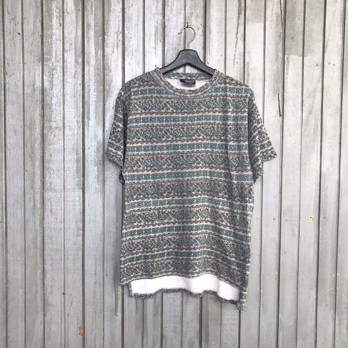Solid and Striped × Vintage *🔥Vintage abstract stripes tees tshirt men clothing Size US M / EU 48-50 / 2 - 1 Thumbnail