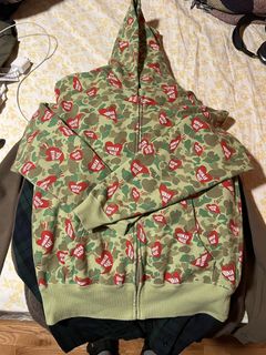 Human Made Human Made heart camo zip hoodie | Grailed